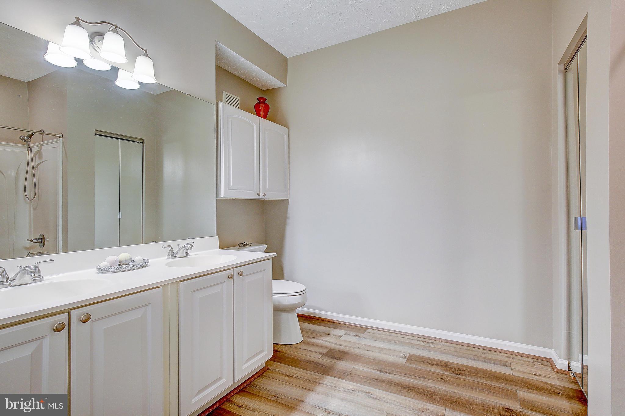 PINEY ORCHARD - Residential