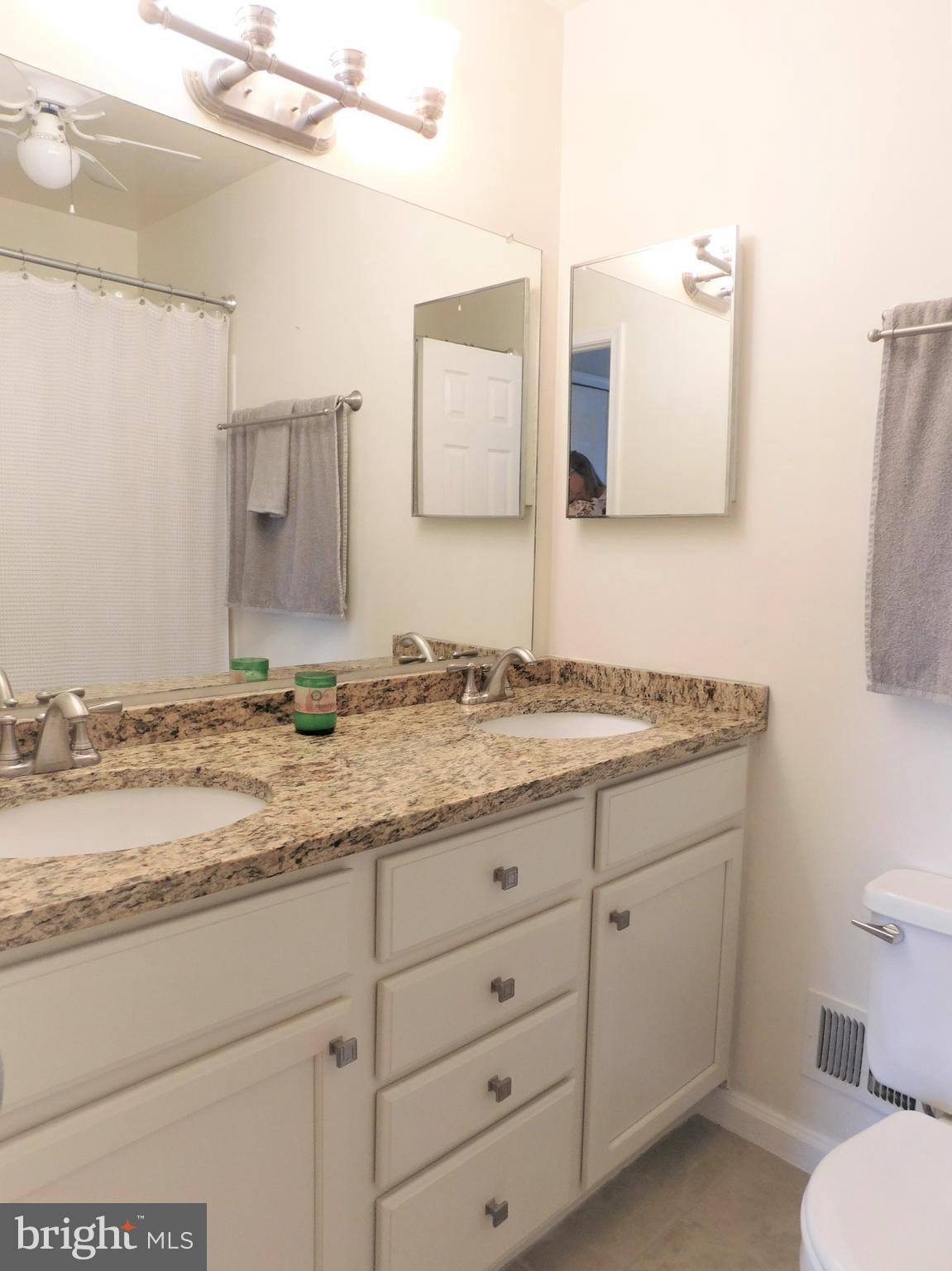 SPRINGFIELD OAKS - Residential Lease