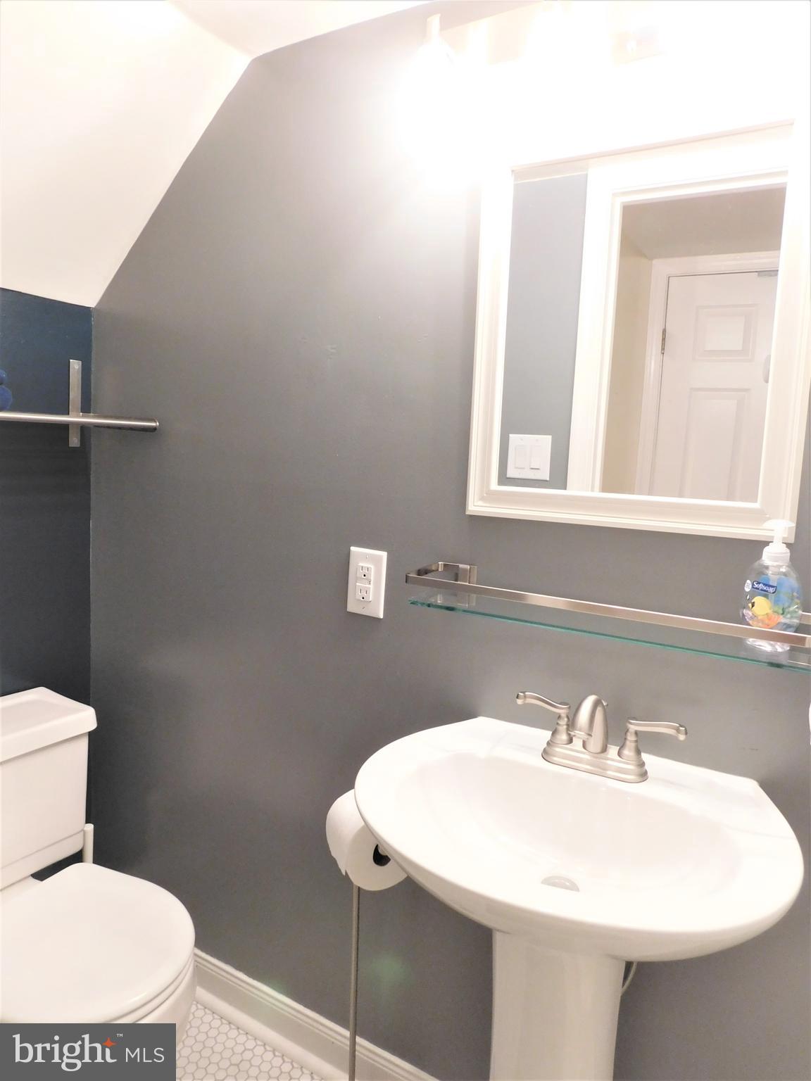 SPRINGFIELD OAKS - Residential Lease