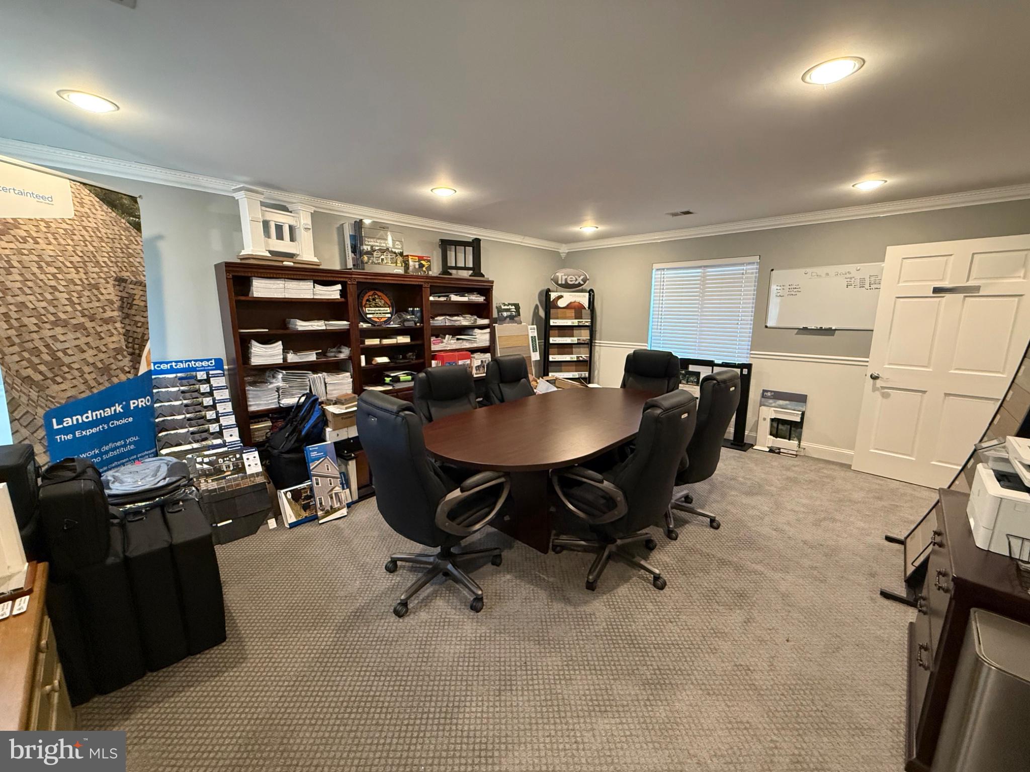 3211 CORPORATE COURT 6B