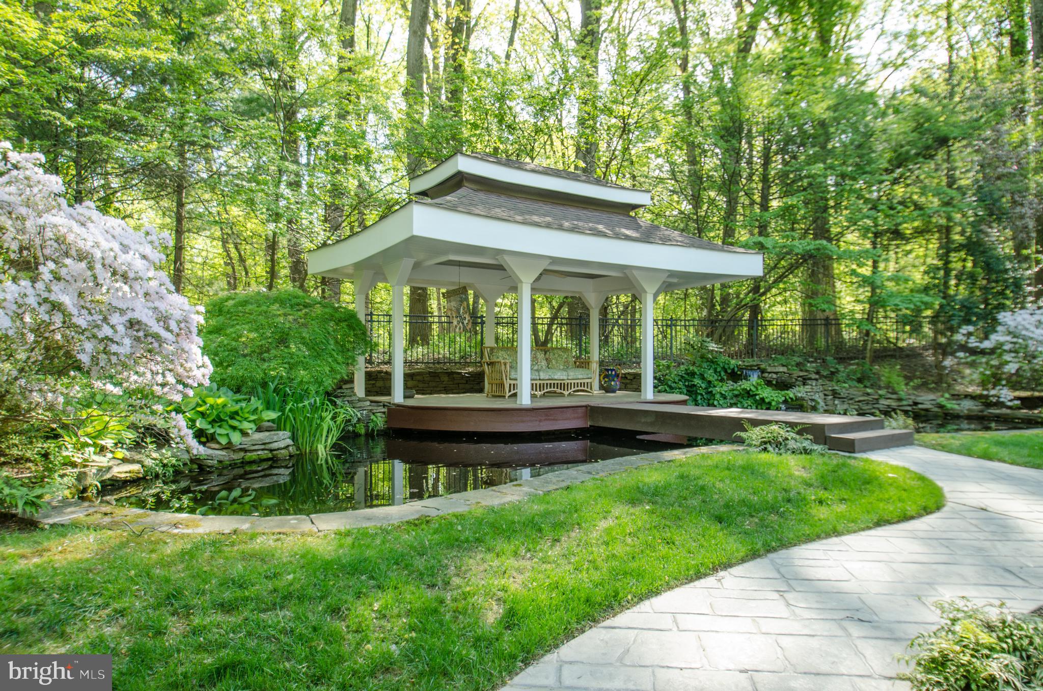 IVY HILL - Residential