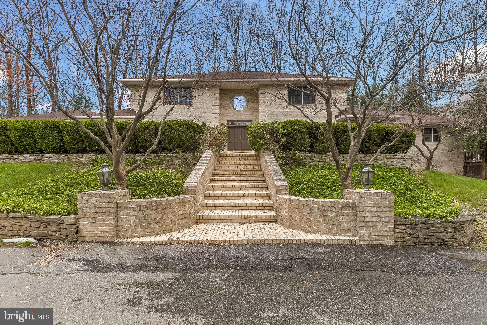 IVY HILL - Residential