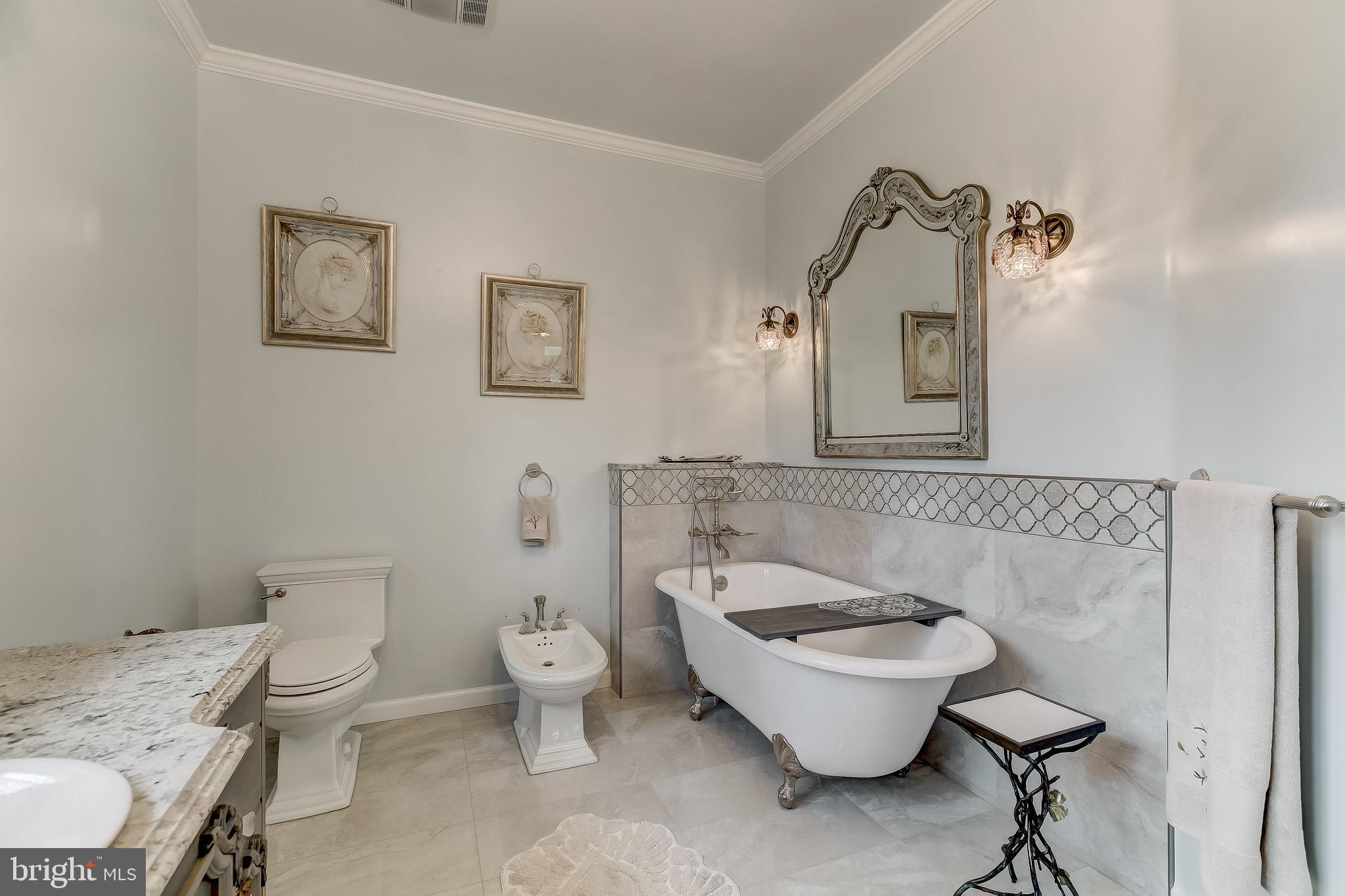 IVY HILL - Residential