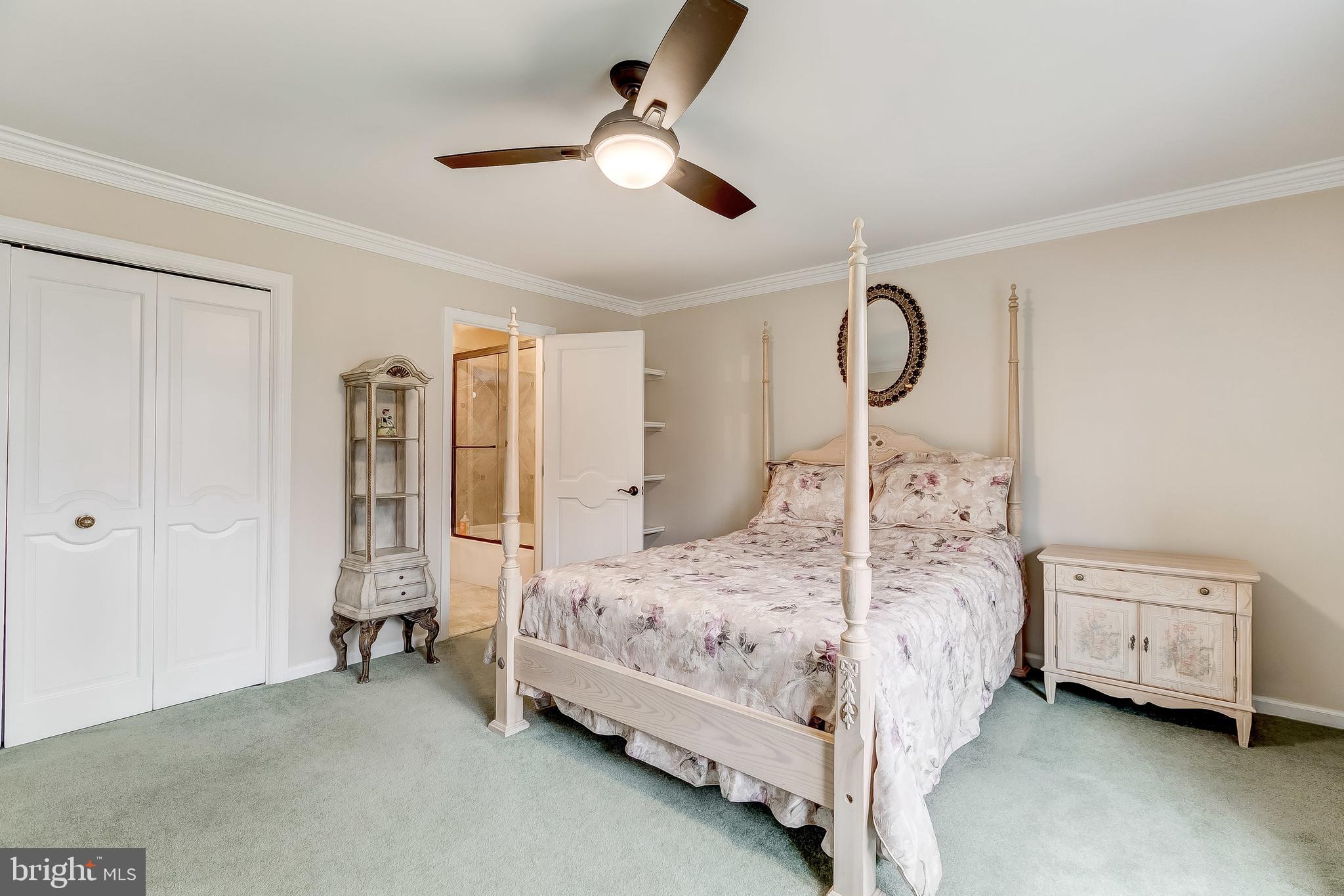 IVY HILL - Residential