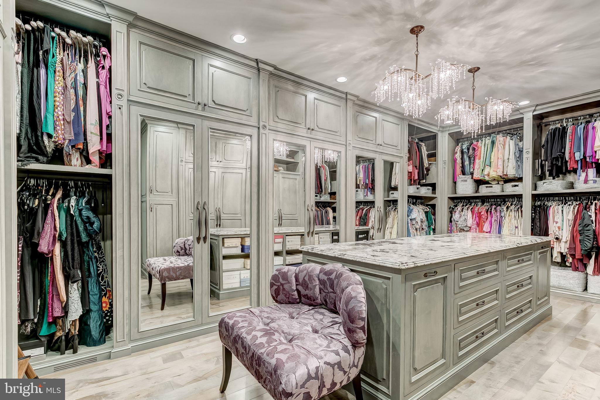 IVY HILL - Residential