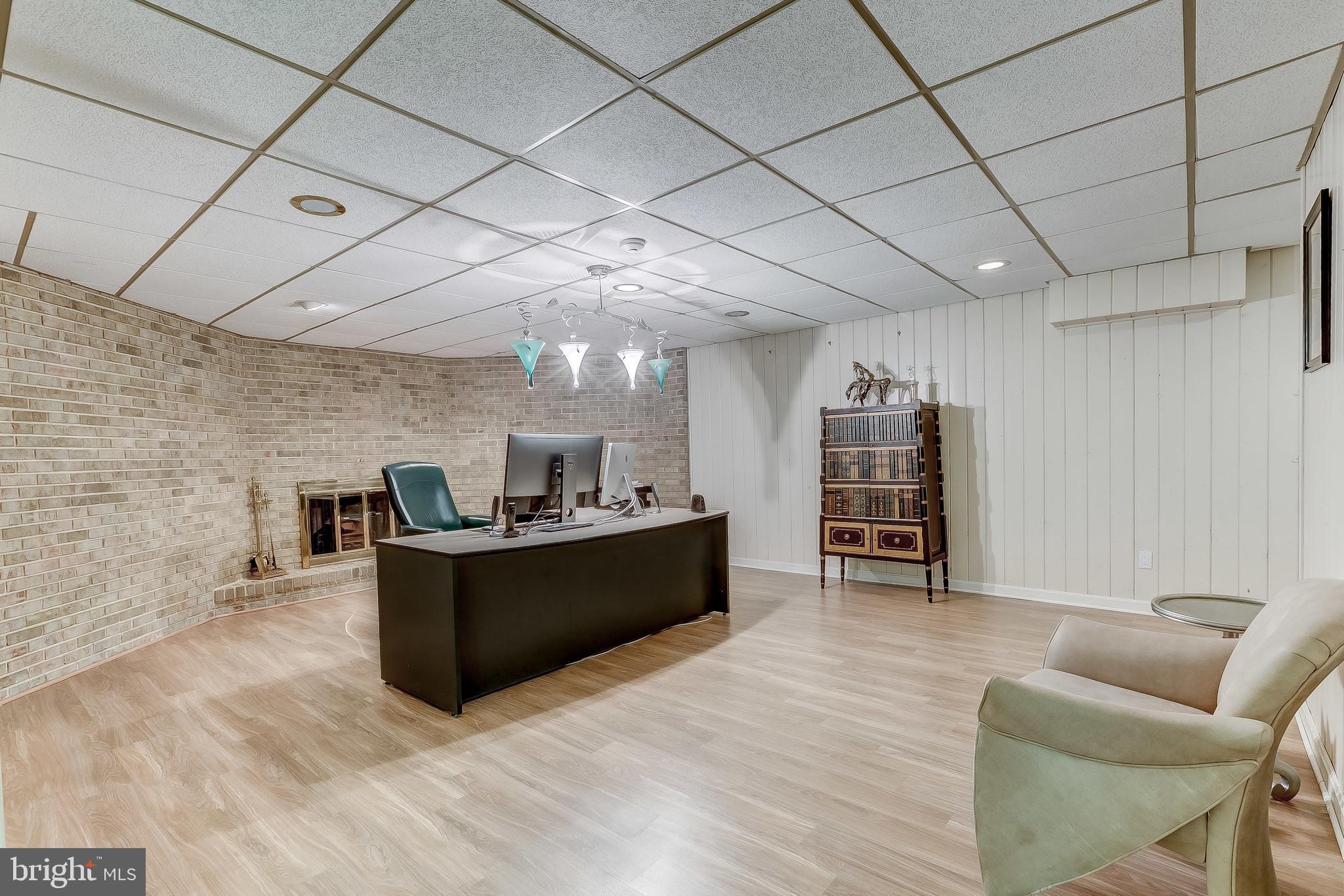 IVY HILL - Residential