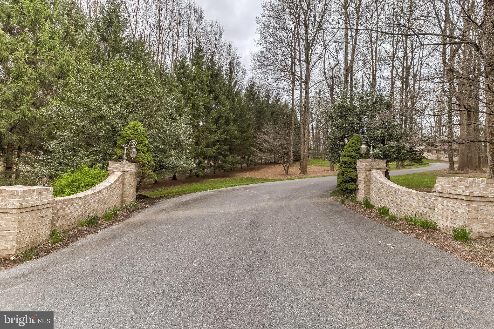 IVY HILL - Residential