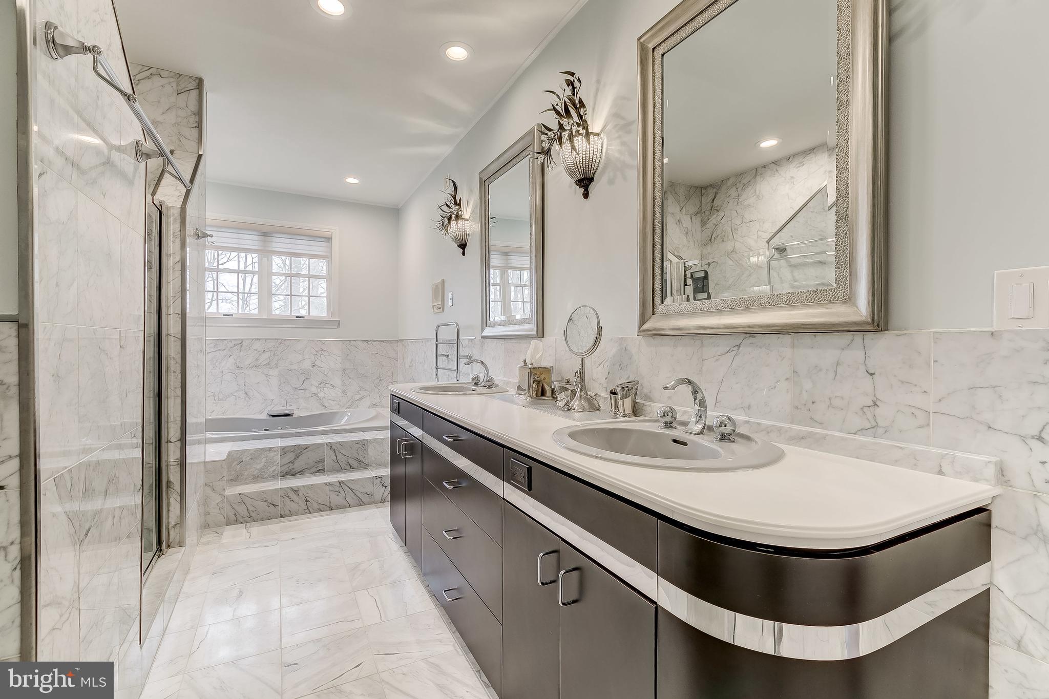 IVY HILL - Residential