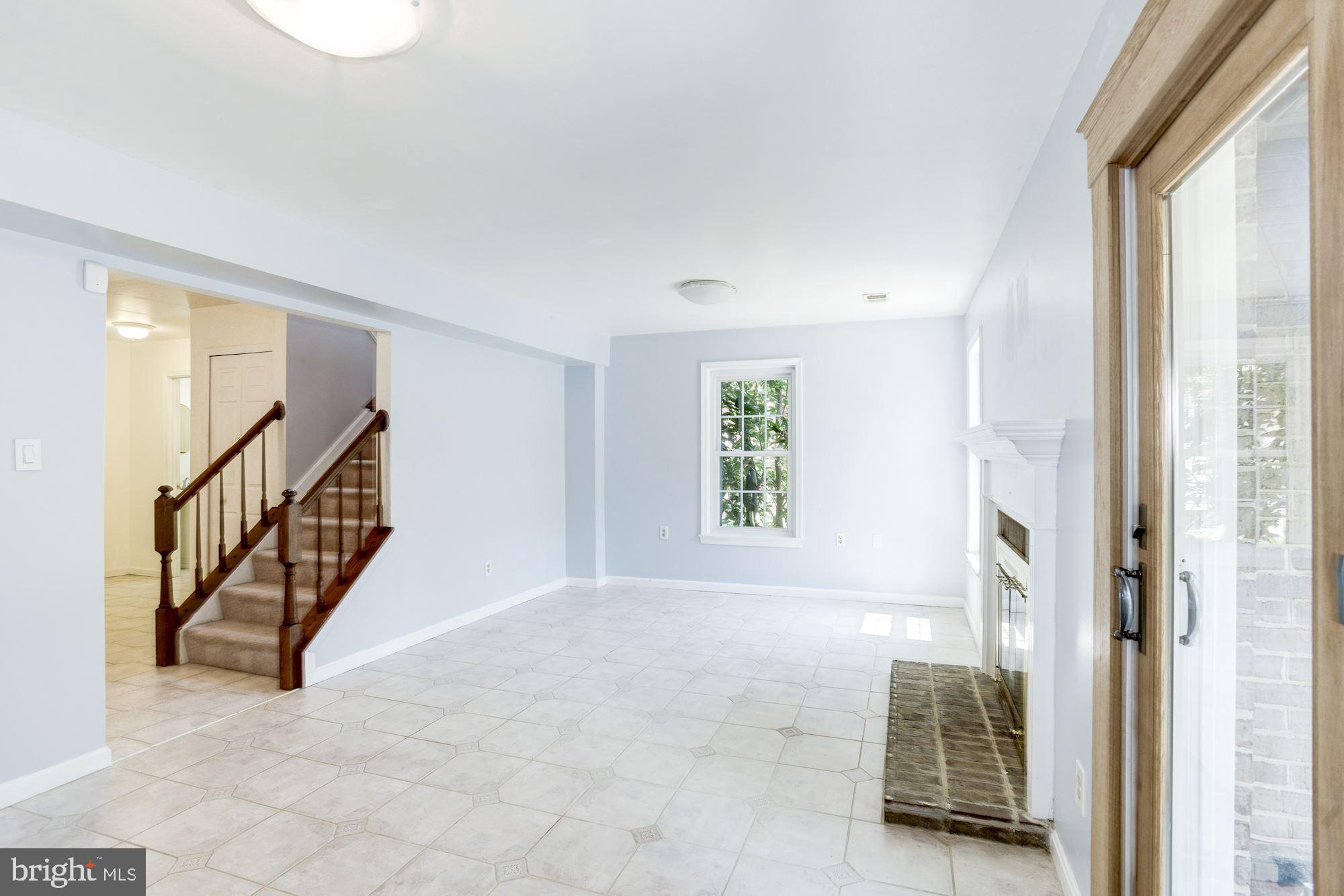 KINGSTOWNE - Residential