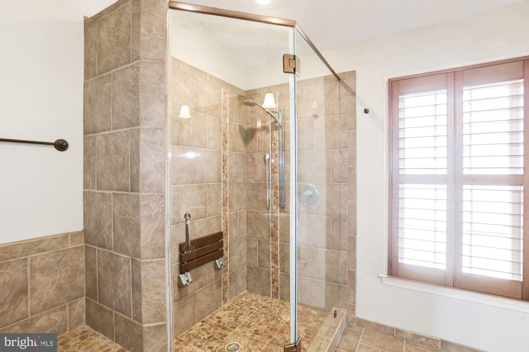 KINGSTOWNE - Residential