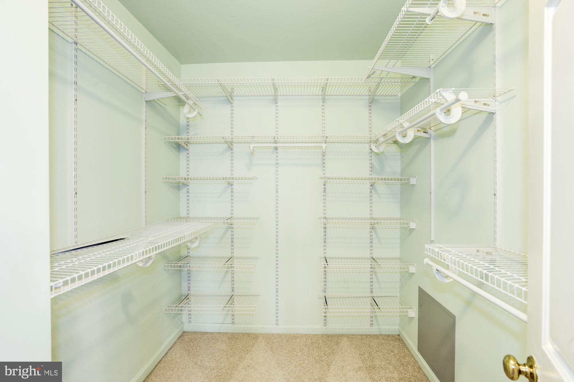 KINGSTOWNE - Residential