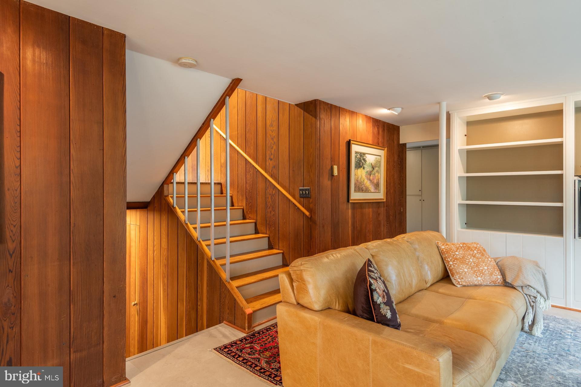 HOLMES-FOSTER - Residential