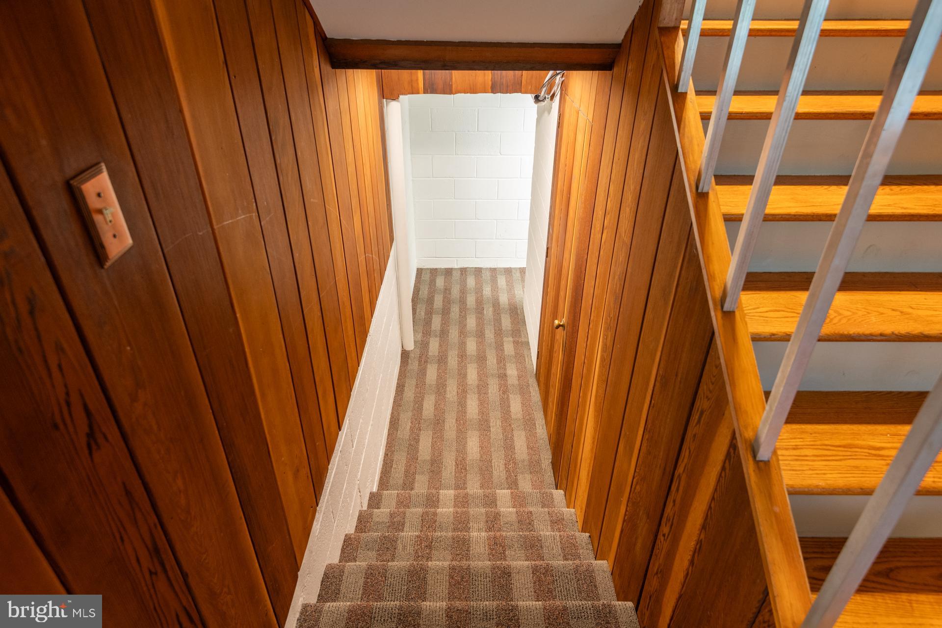 HOLMES-FOSTER - Residential
