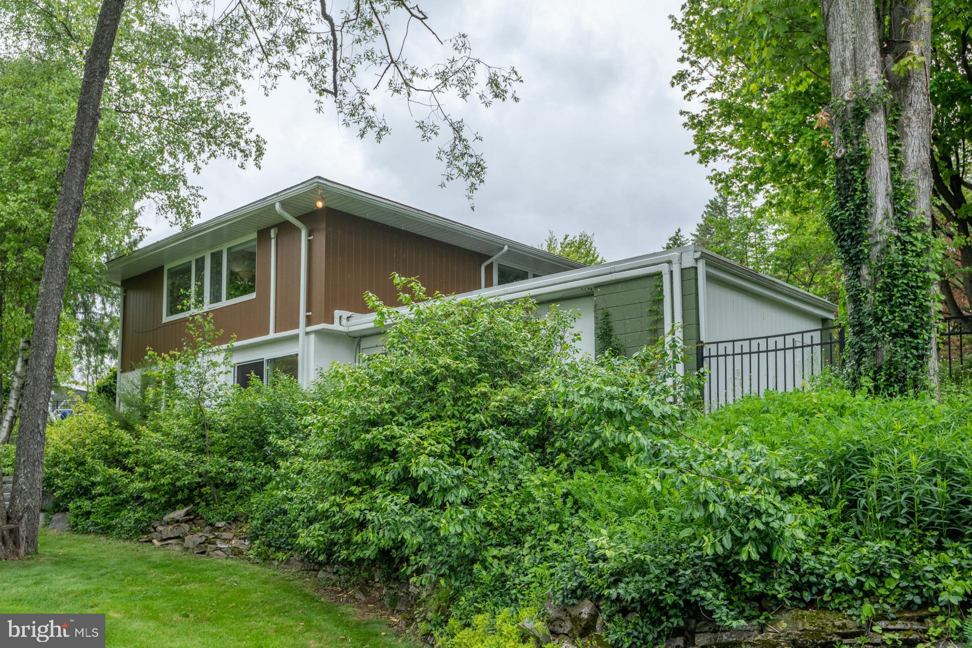 HOLMES-FOSTER - Residential