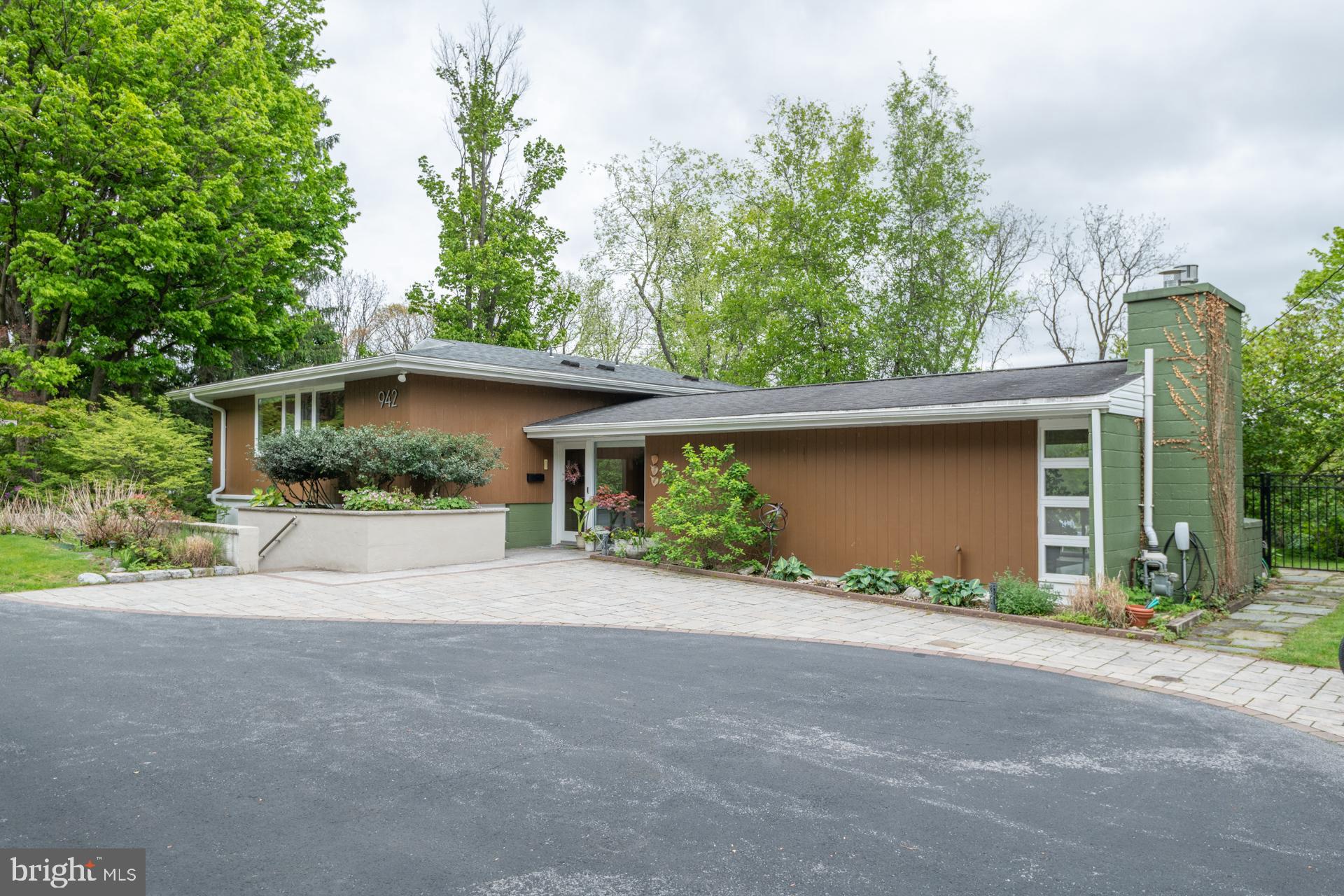 HOLMES-FOSTER - Residential