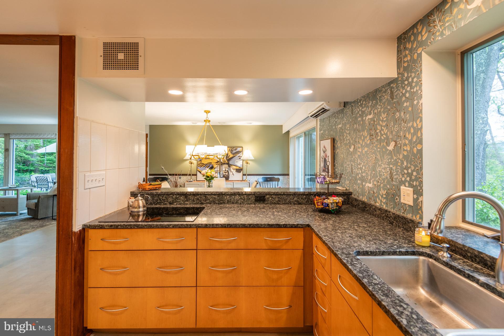 HOLMES-FOSTER - Residential