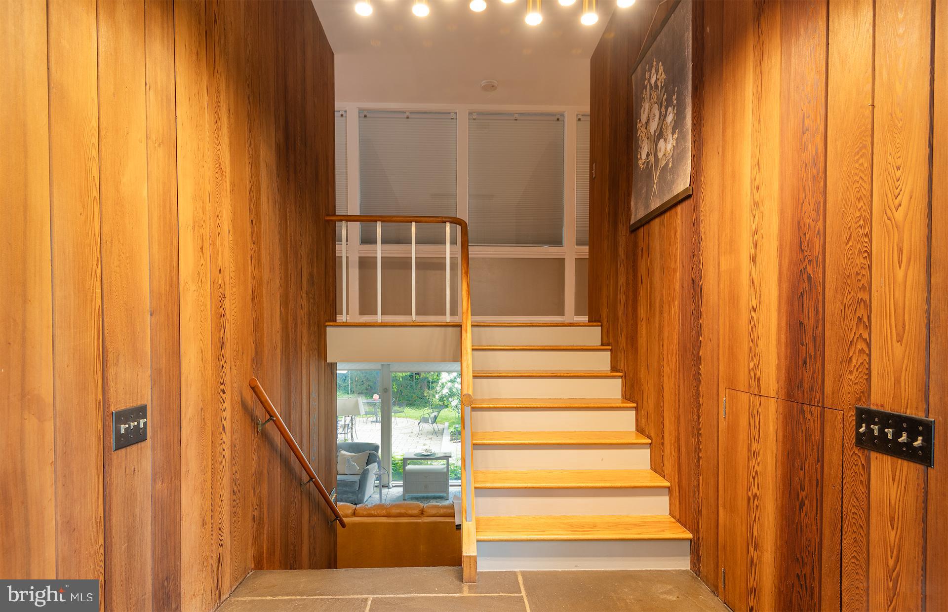 HOLMES-FOSTER - Residential