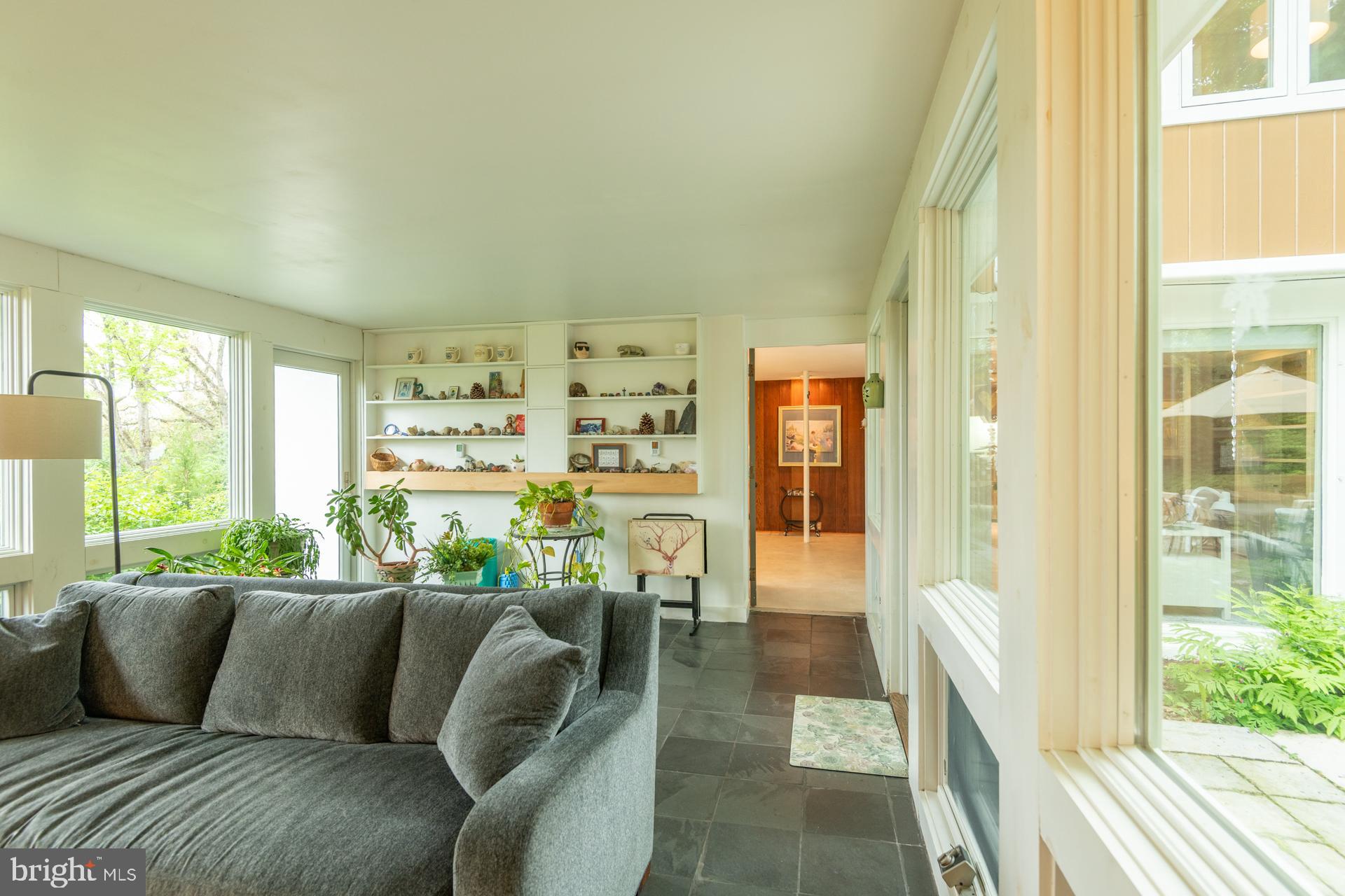 HOLMES-FOSTER - Residential