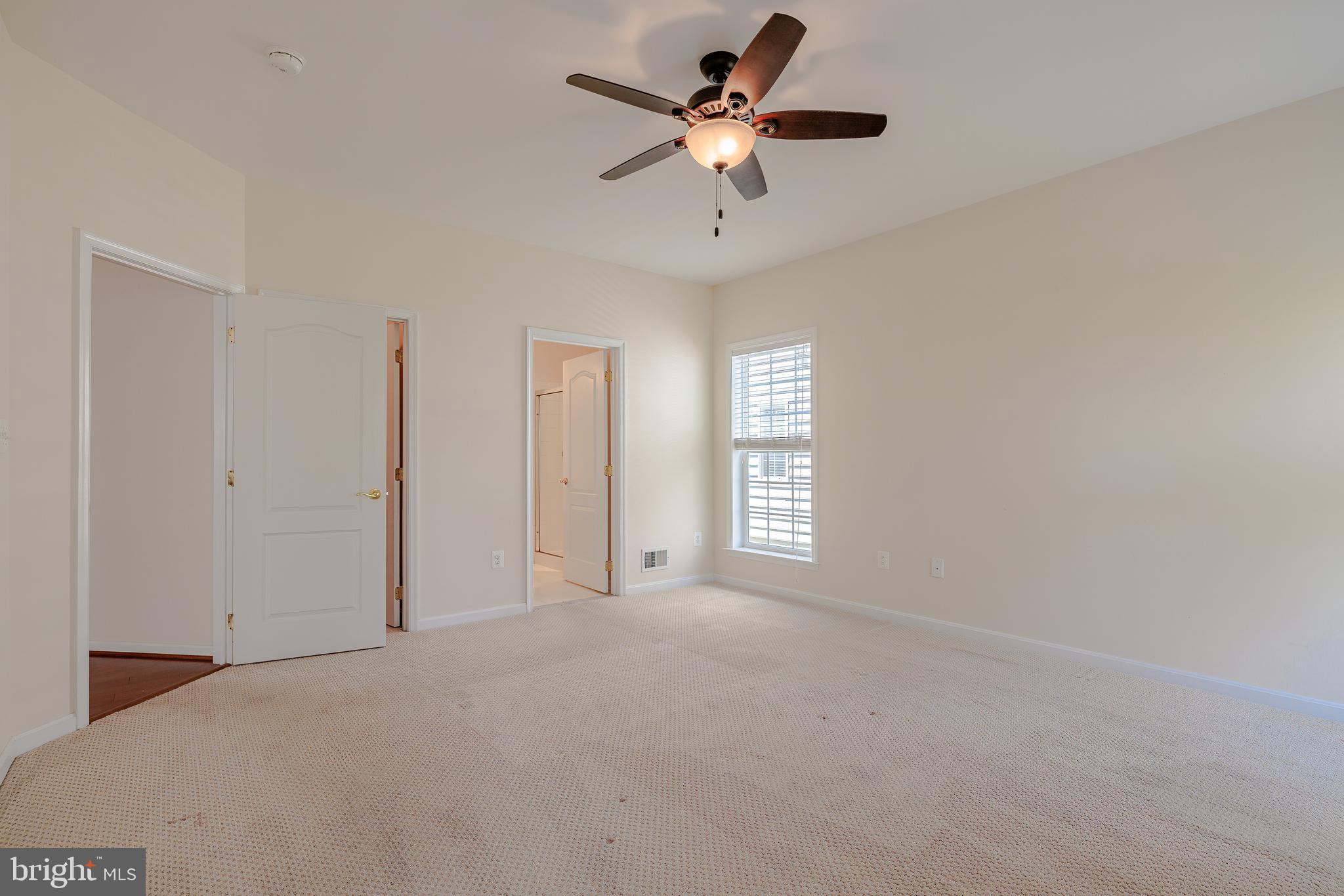 SYMPHONY VILLAGE AT CENTREVILLE - Residential