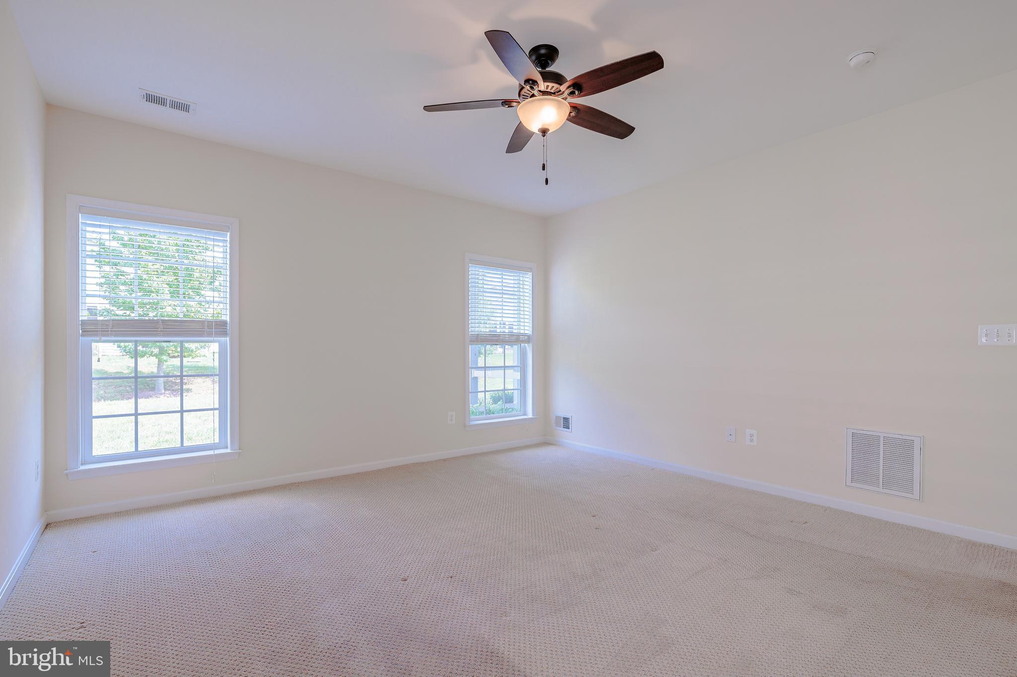 SYMPHONY VILLAGE AT CENTREVILLE - Residential