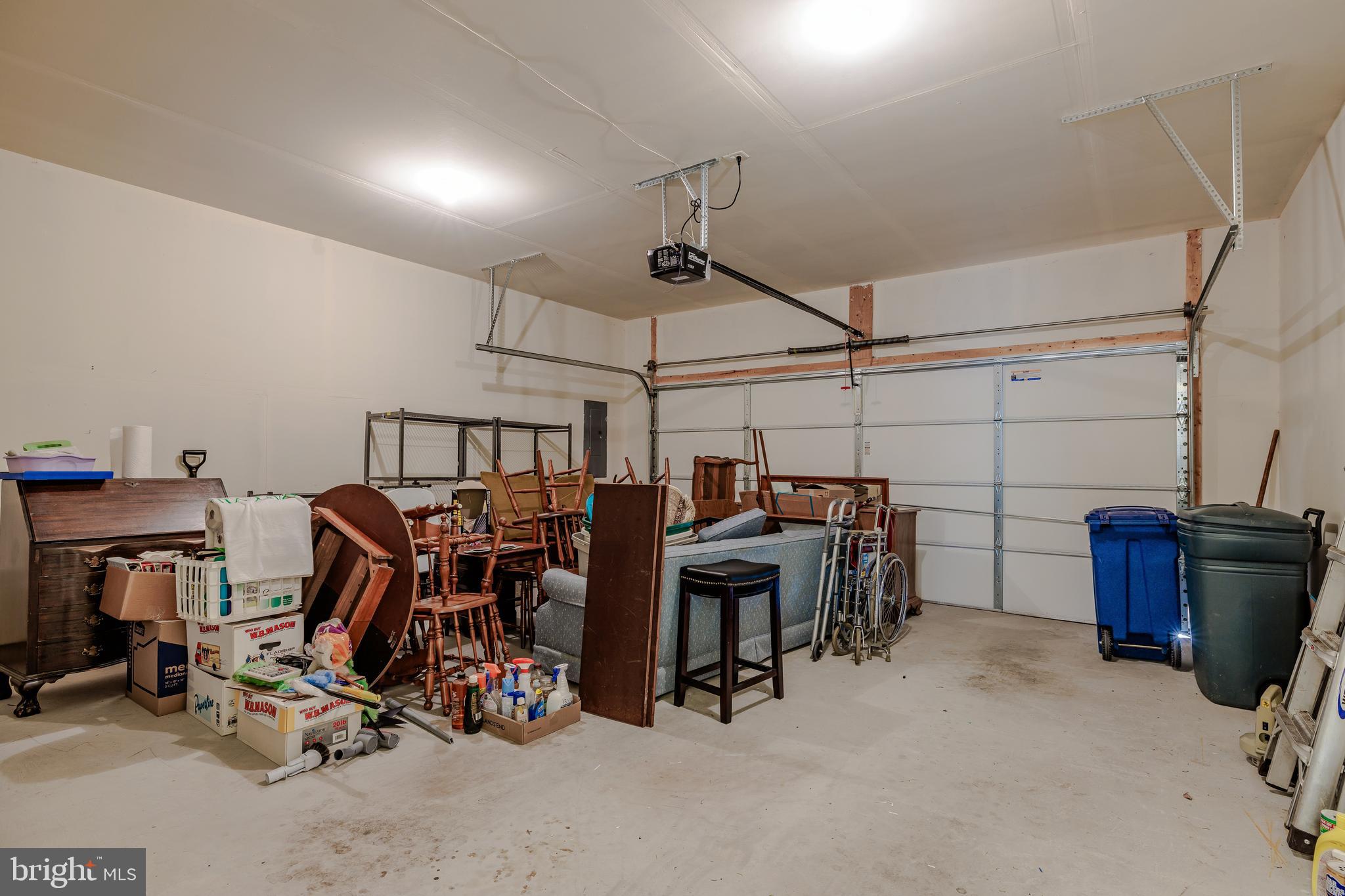 SYMPHONY VILLAGE AT CENTREVILLE - Residential