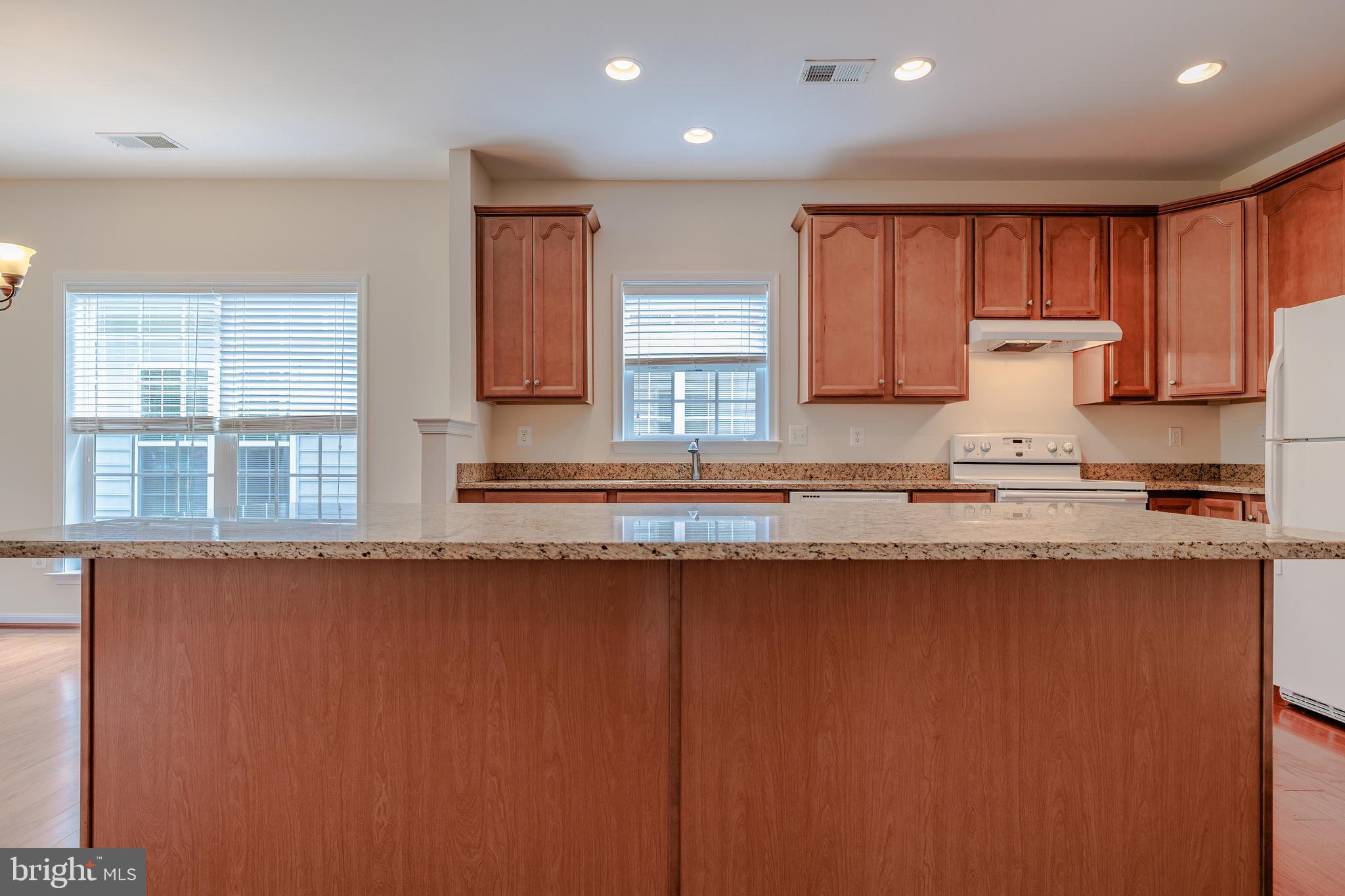 SYMPHONY VILLAGE AT CENTREVILLE - Residential