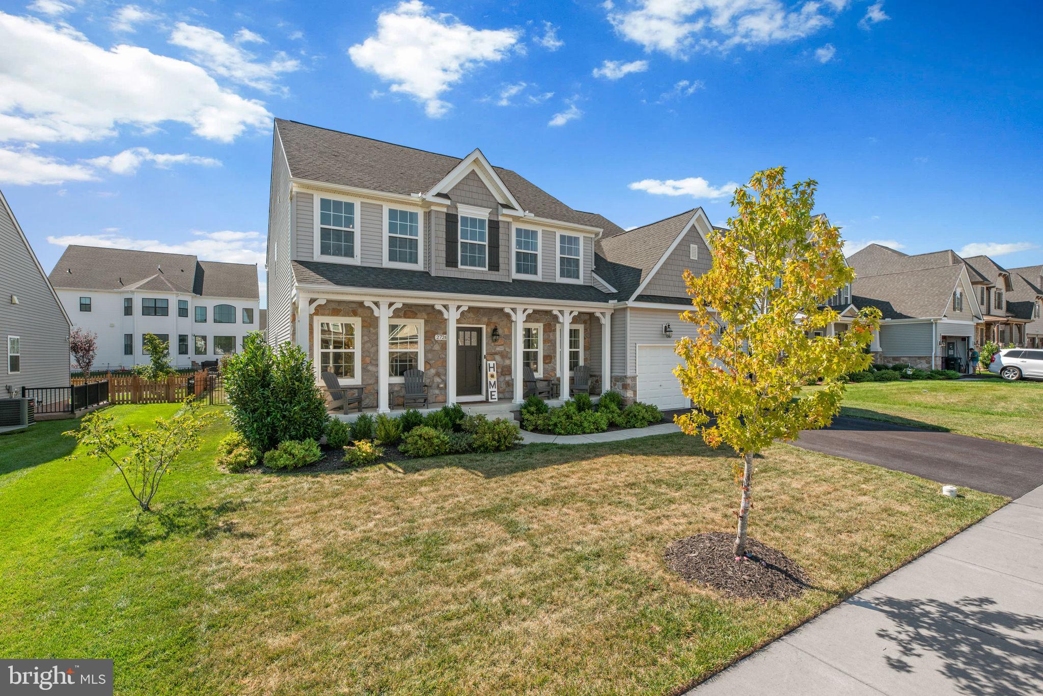 2726 MOON SHOT LANE