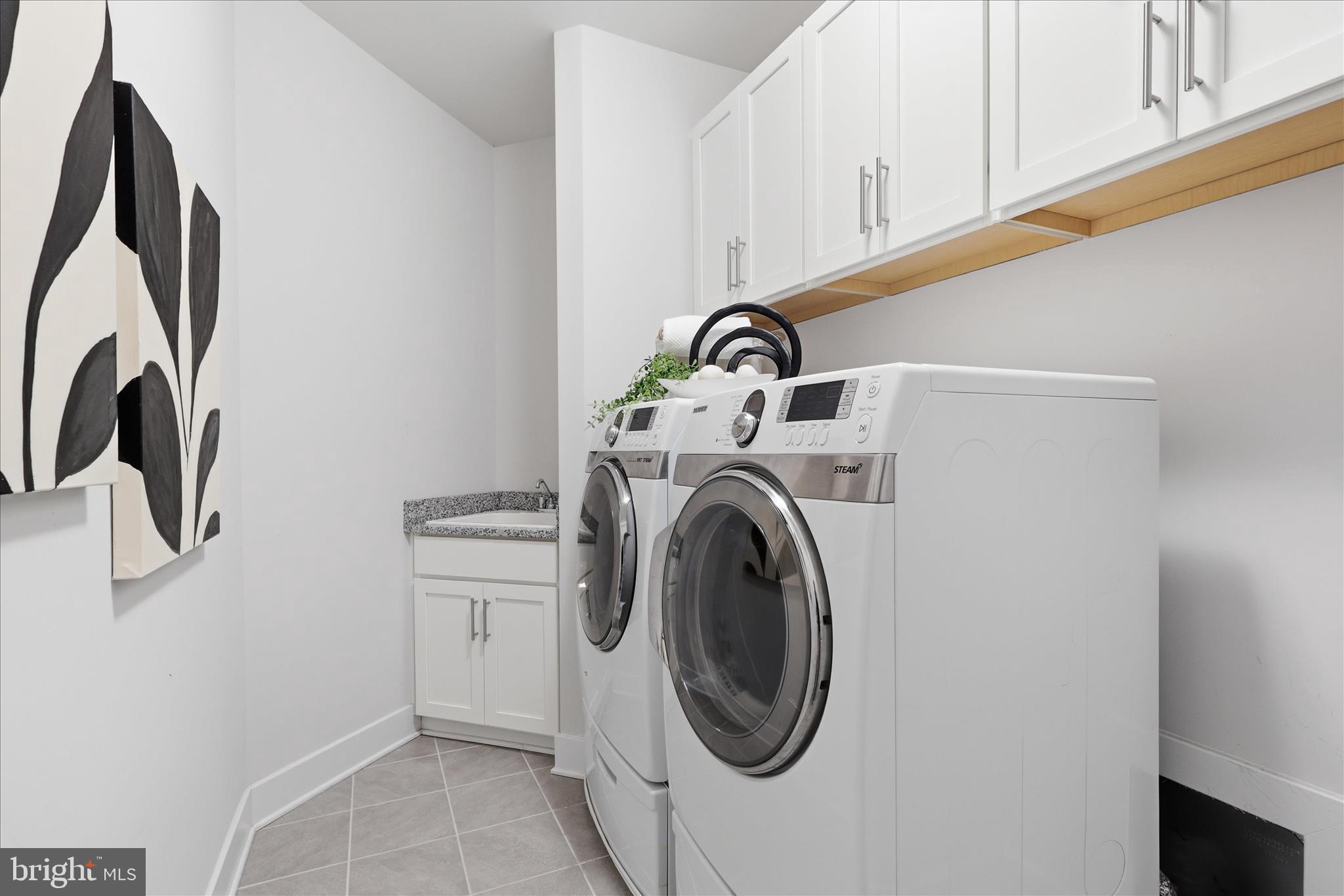 MANTUA - Residential