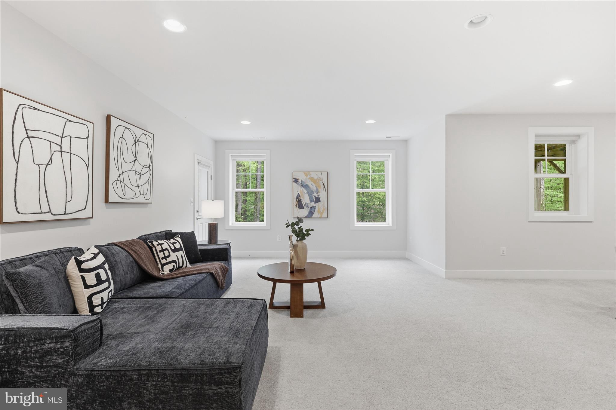 MANTUA - Residential