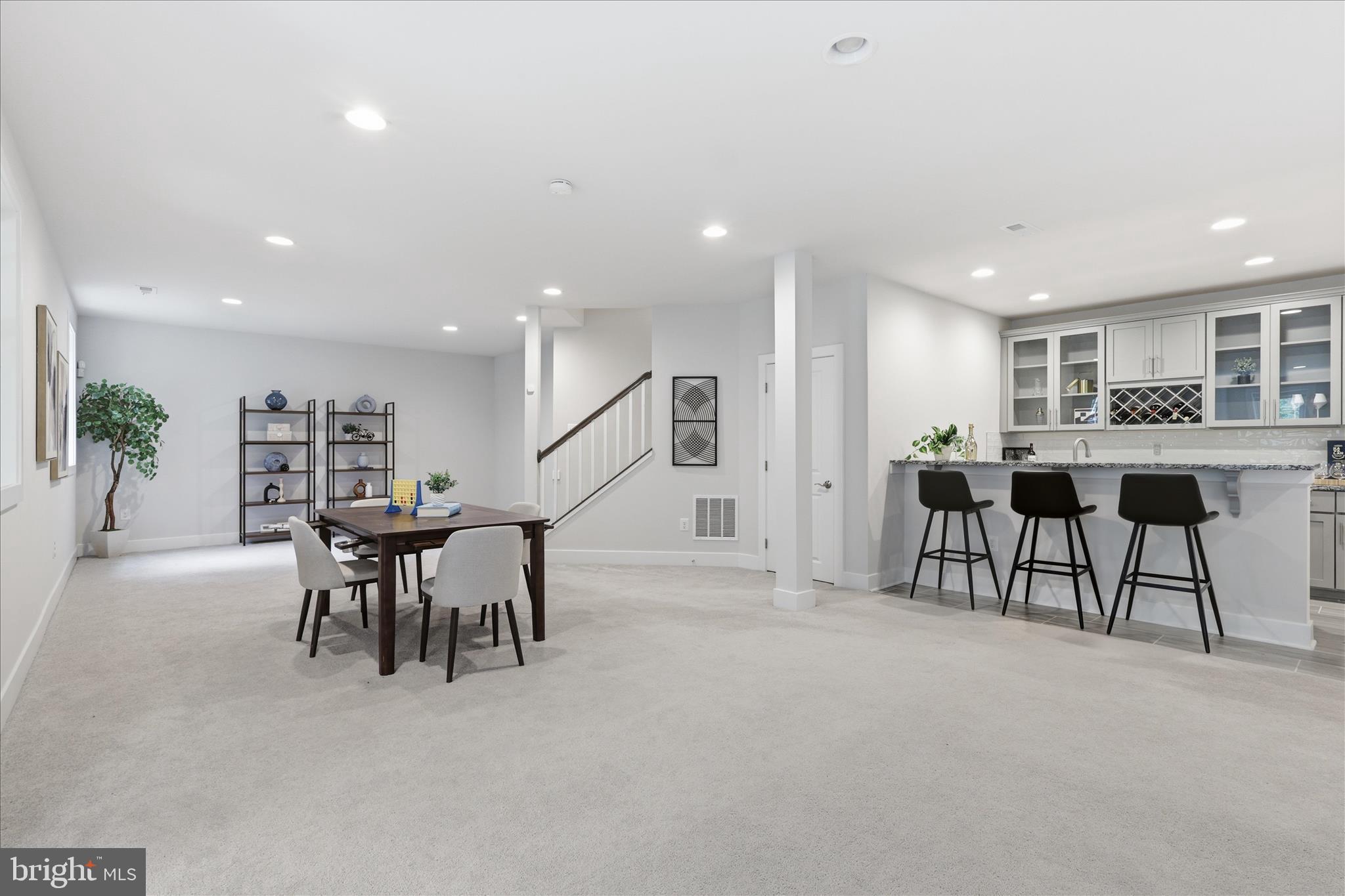 MANTUA - Residential