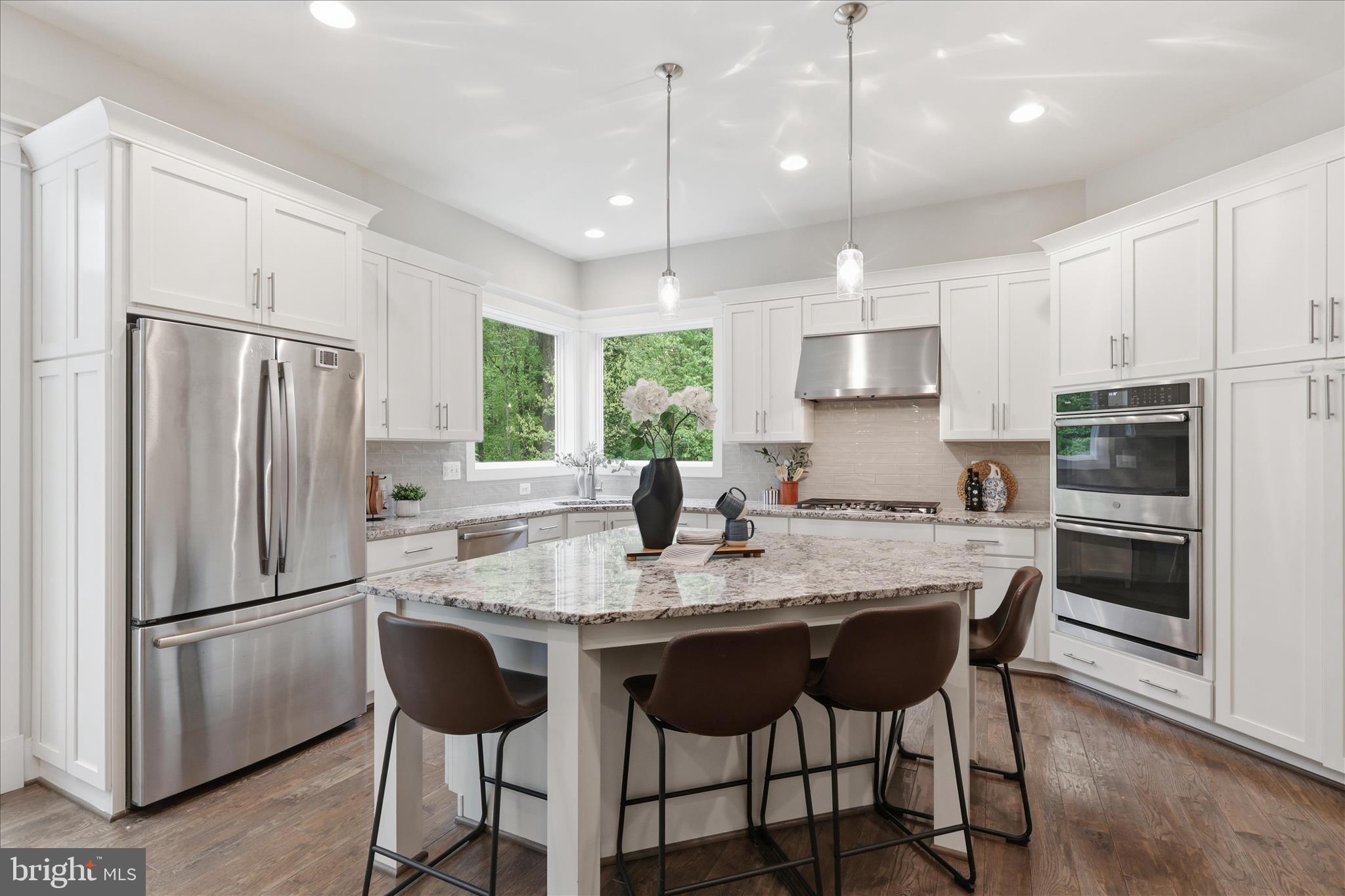 MANTUA - Residential