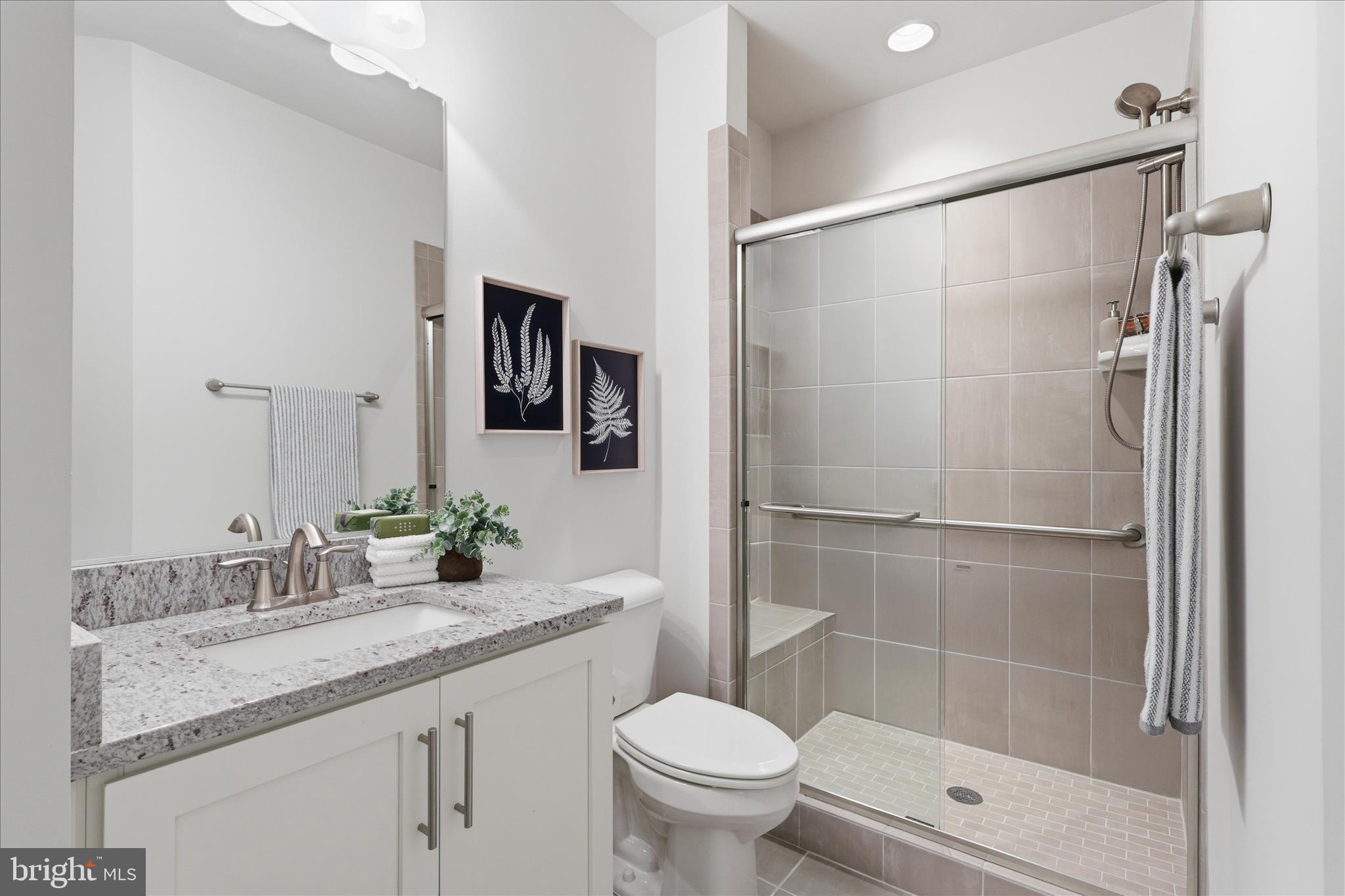 MANTUA - Residential