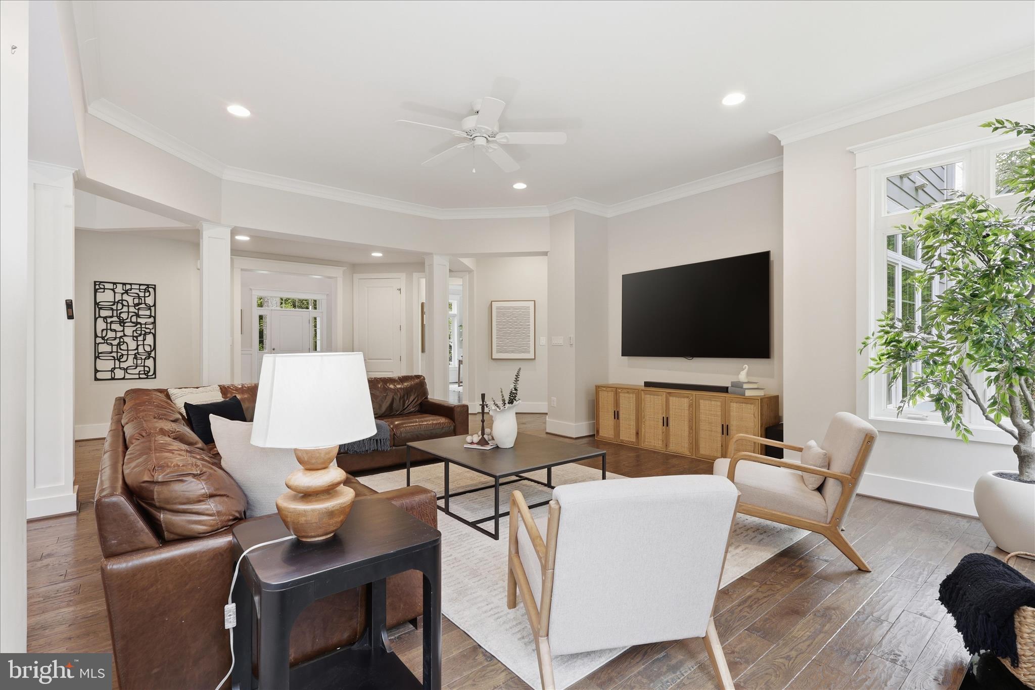 MANTUA - Residential