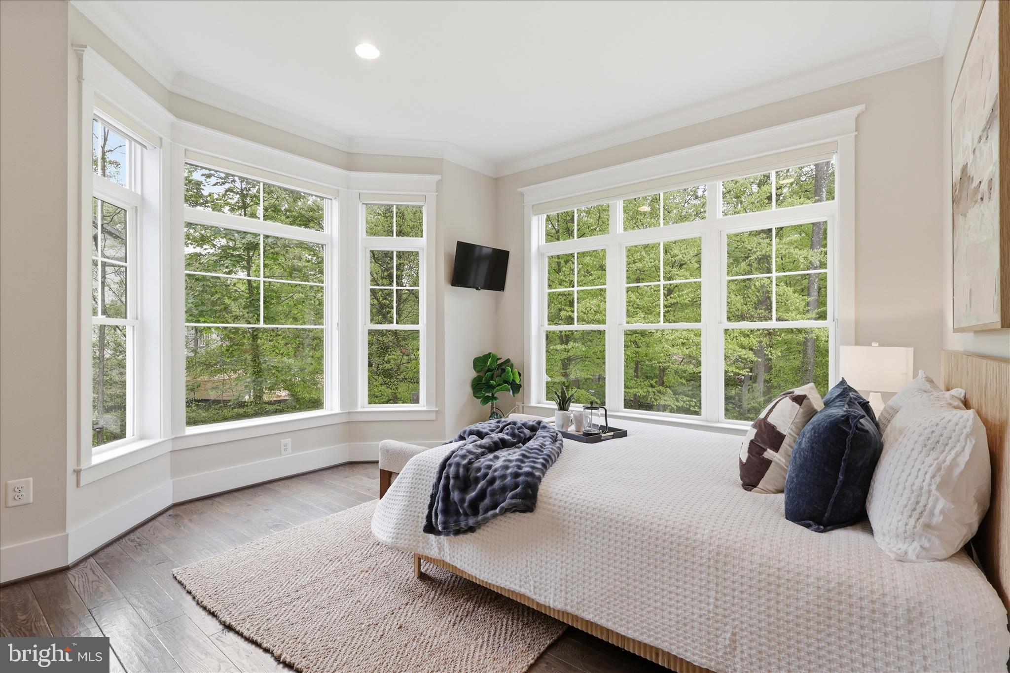 MANTUA - Residential