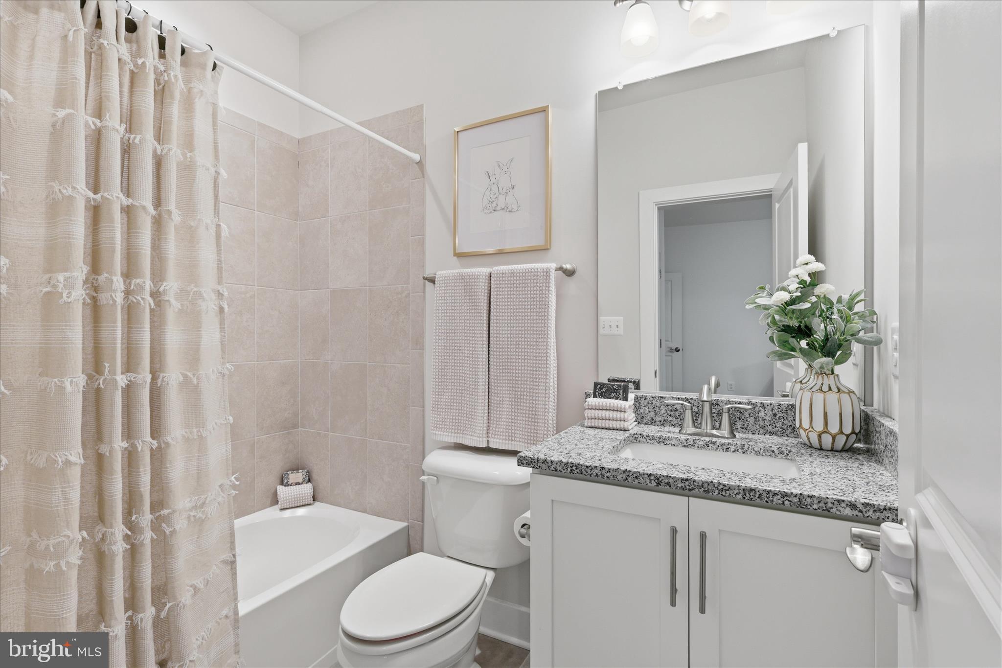 MANTUA - Residential