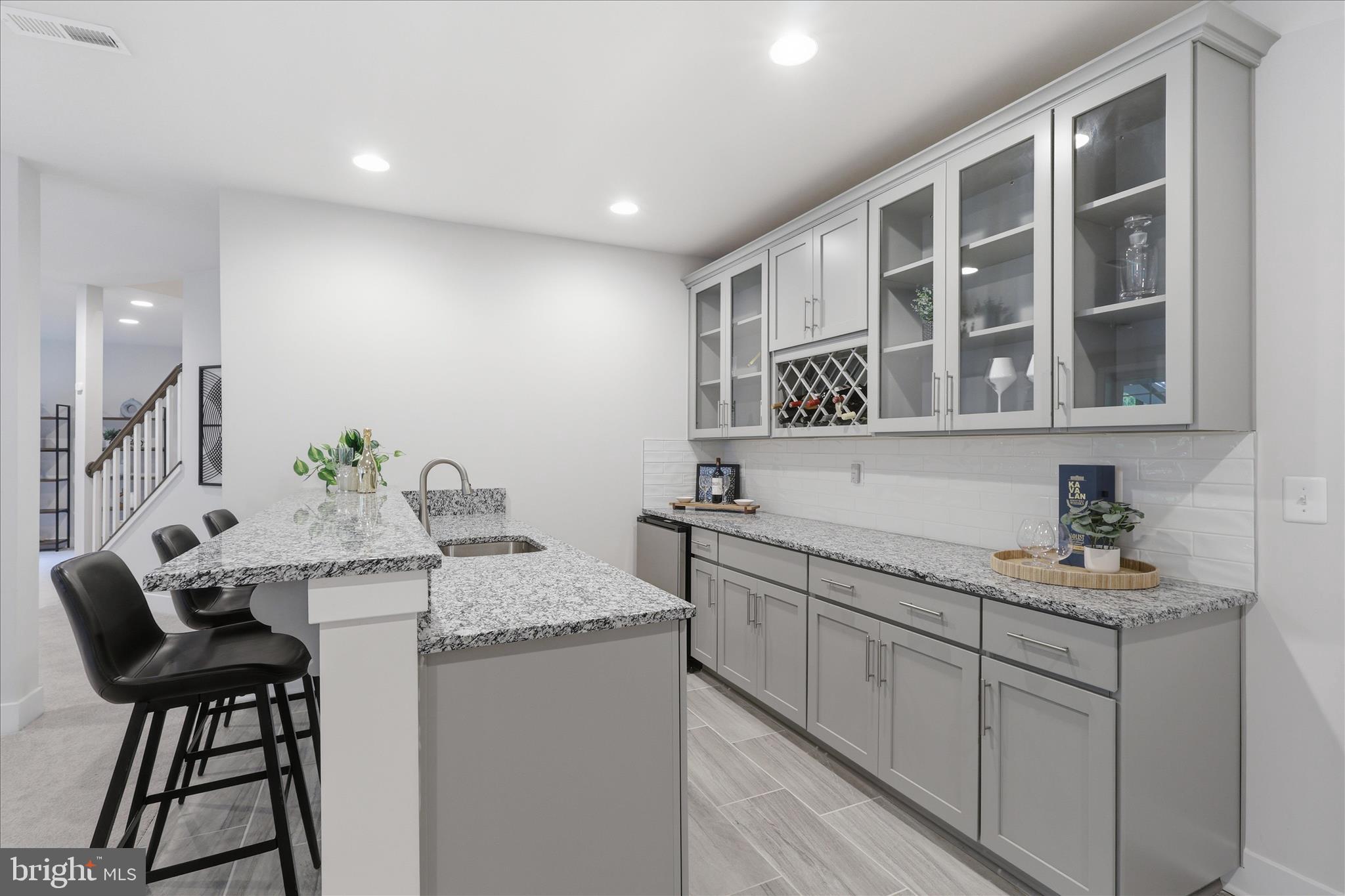 MANTUA - Residential