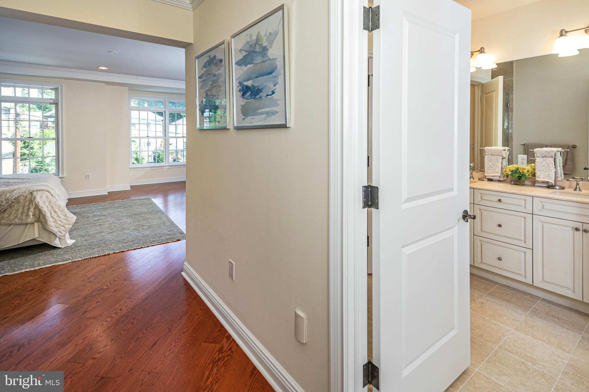 PALMER SQUARE - Residential