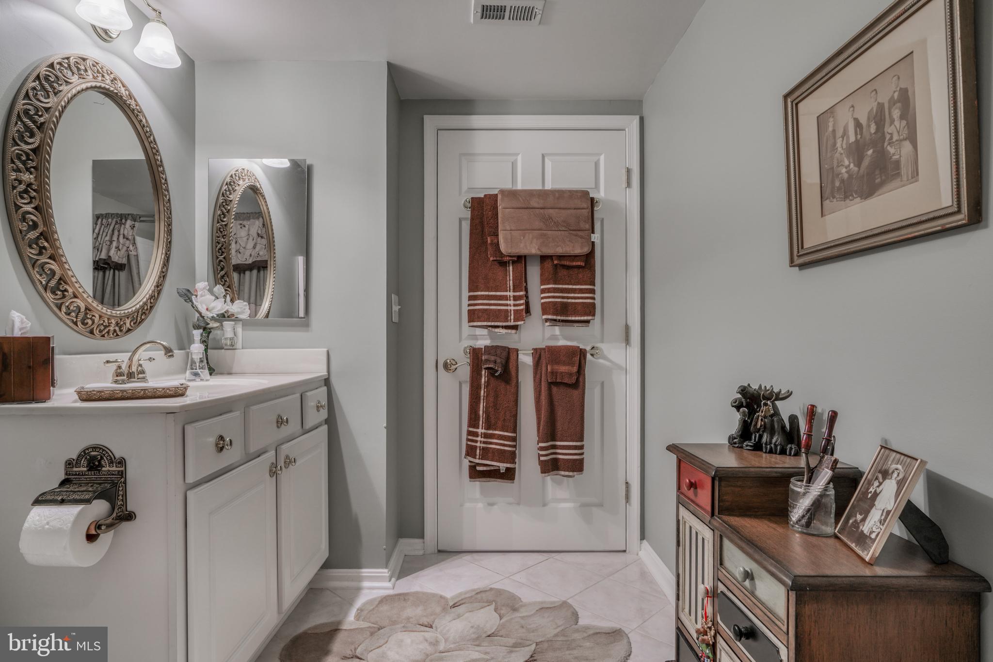 ROUNDWOOD RIDGE - Residential