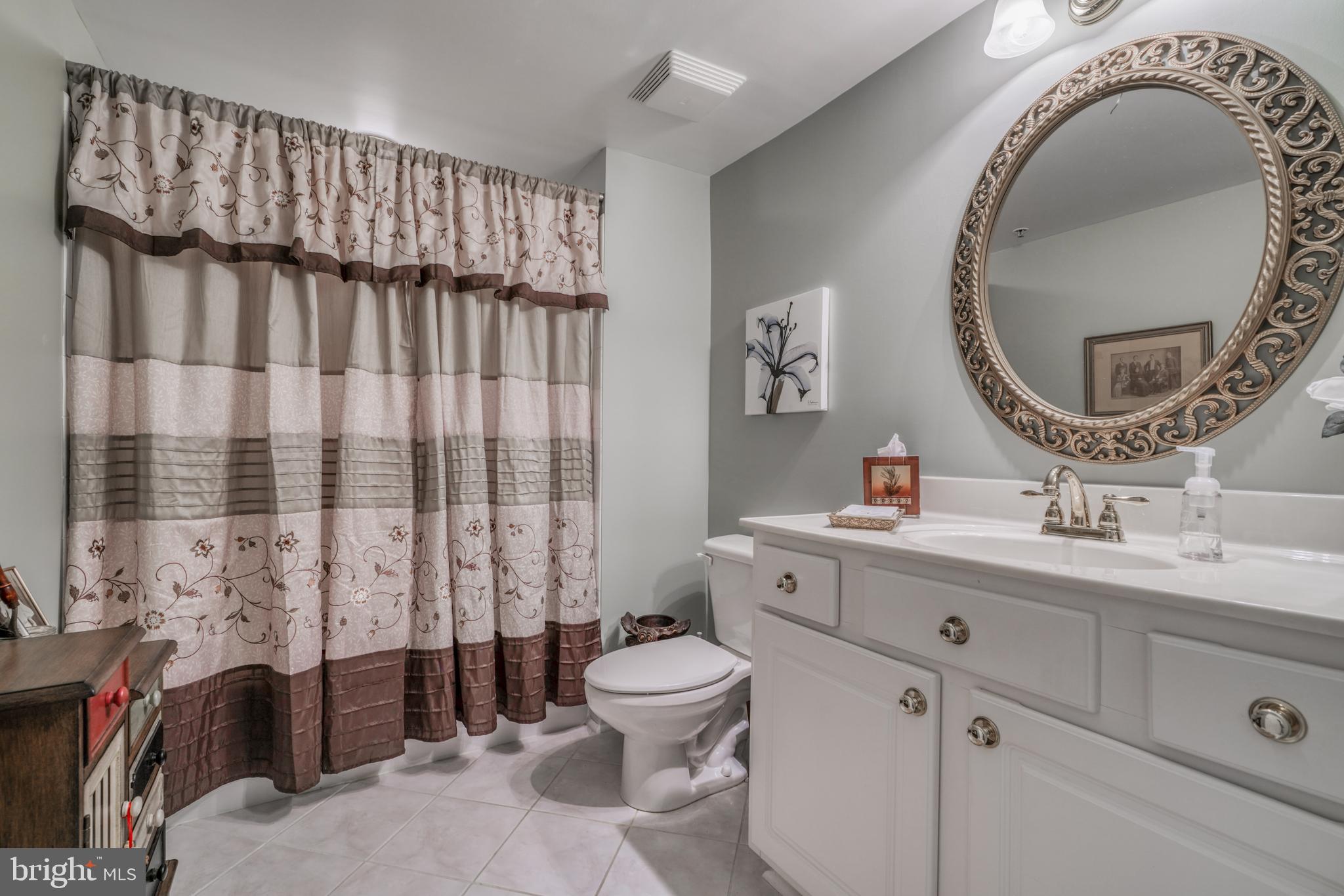 ROUNDWOOD RIDGE - Residential