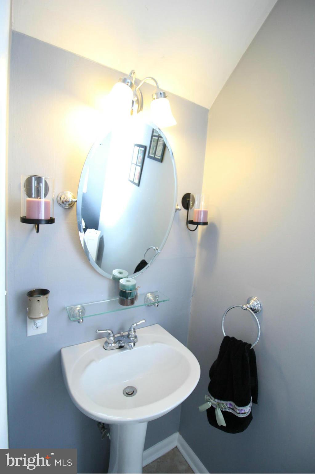 SOUTH HAMPTON TOWNHOUSE - Residential