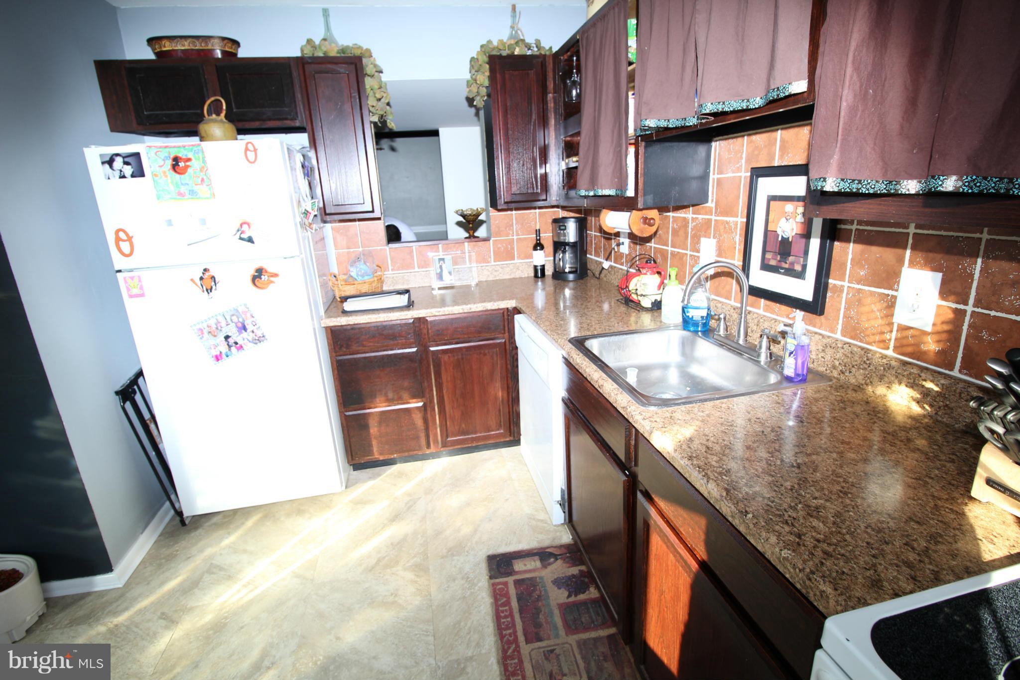 SOUTH HAMPTON TOWNHOUSE - Residential