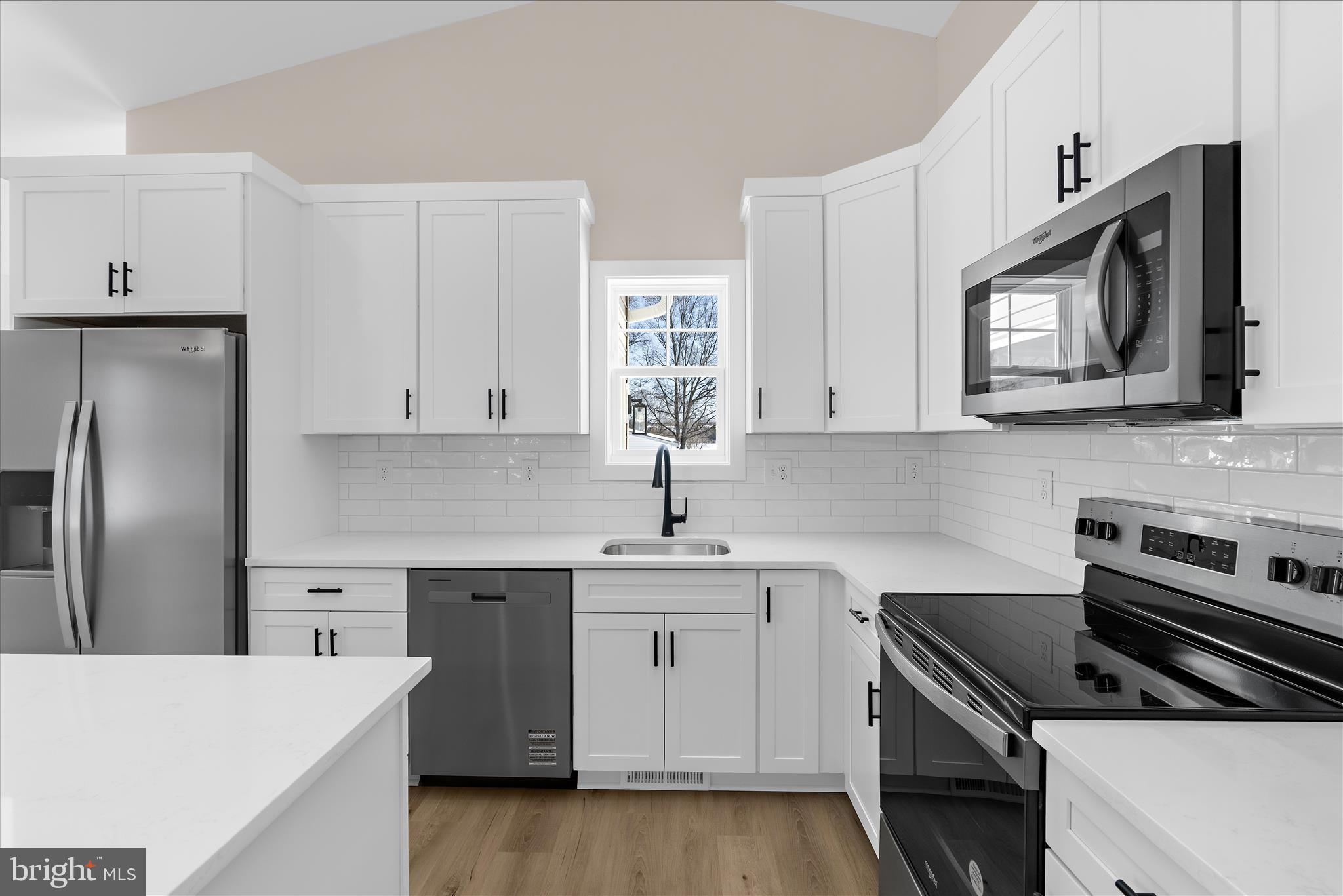 GRANDE VIEW PARK - Residential