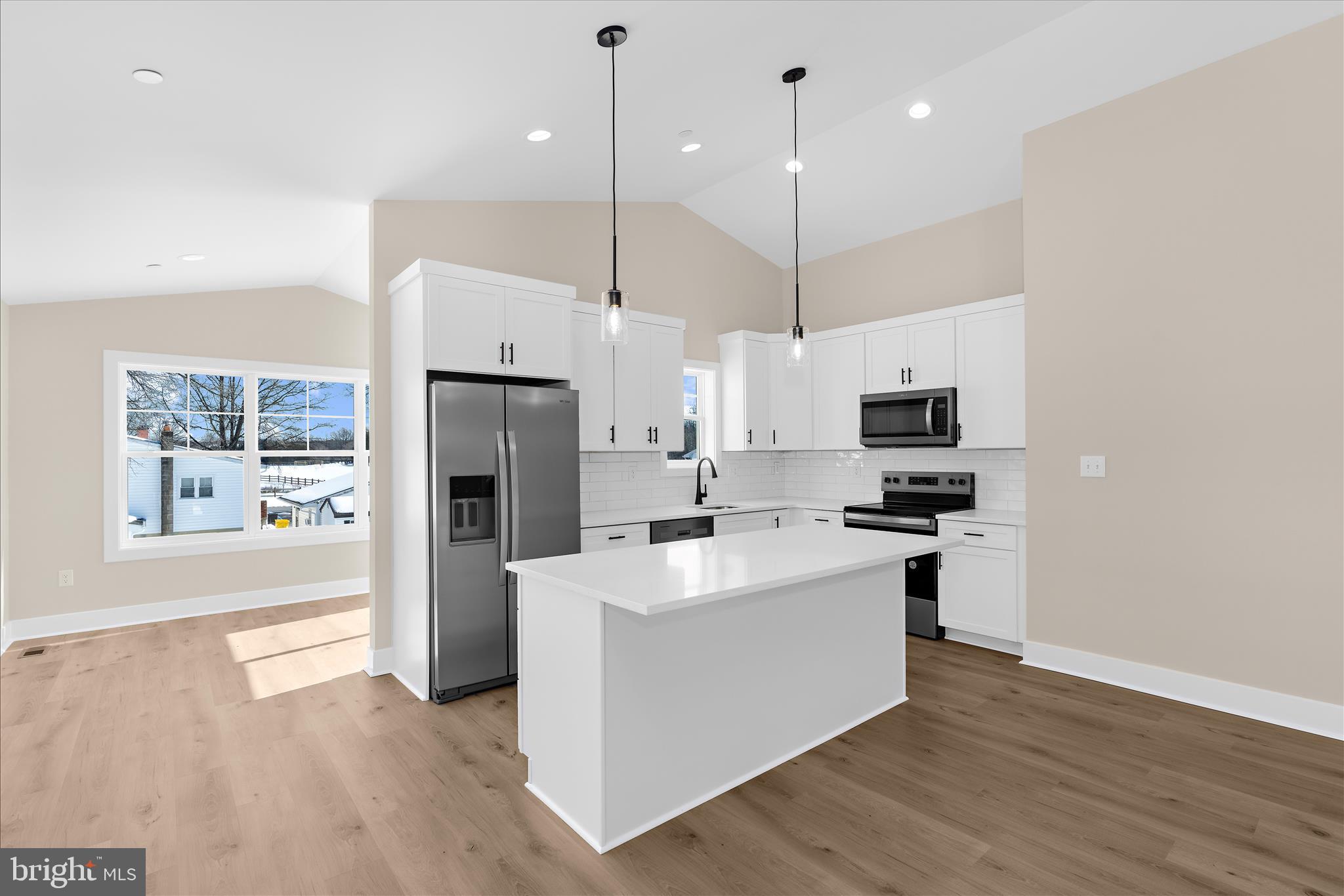 GRANDE VIEW PARK - Residential