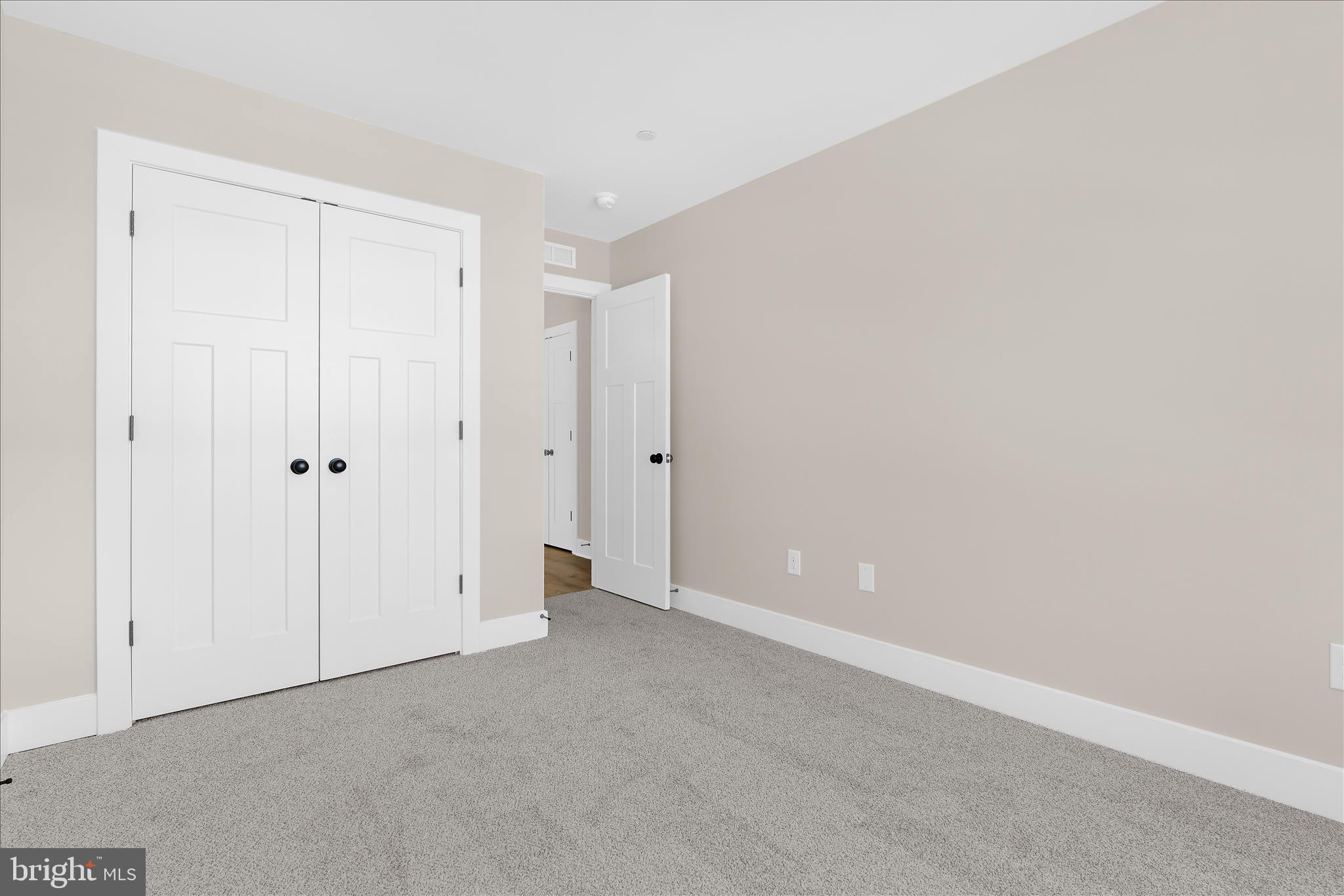 GRANDE VIEW PARK - Residential