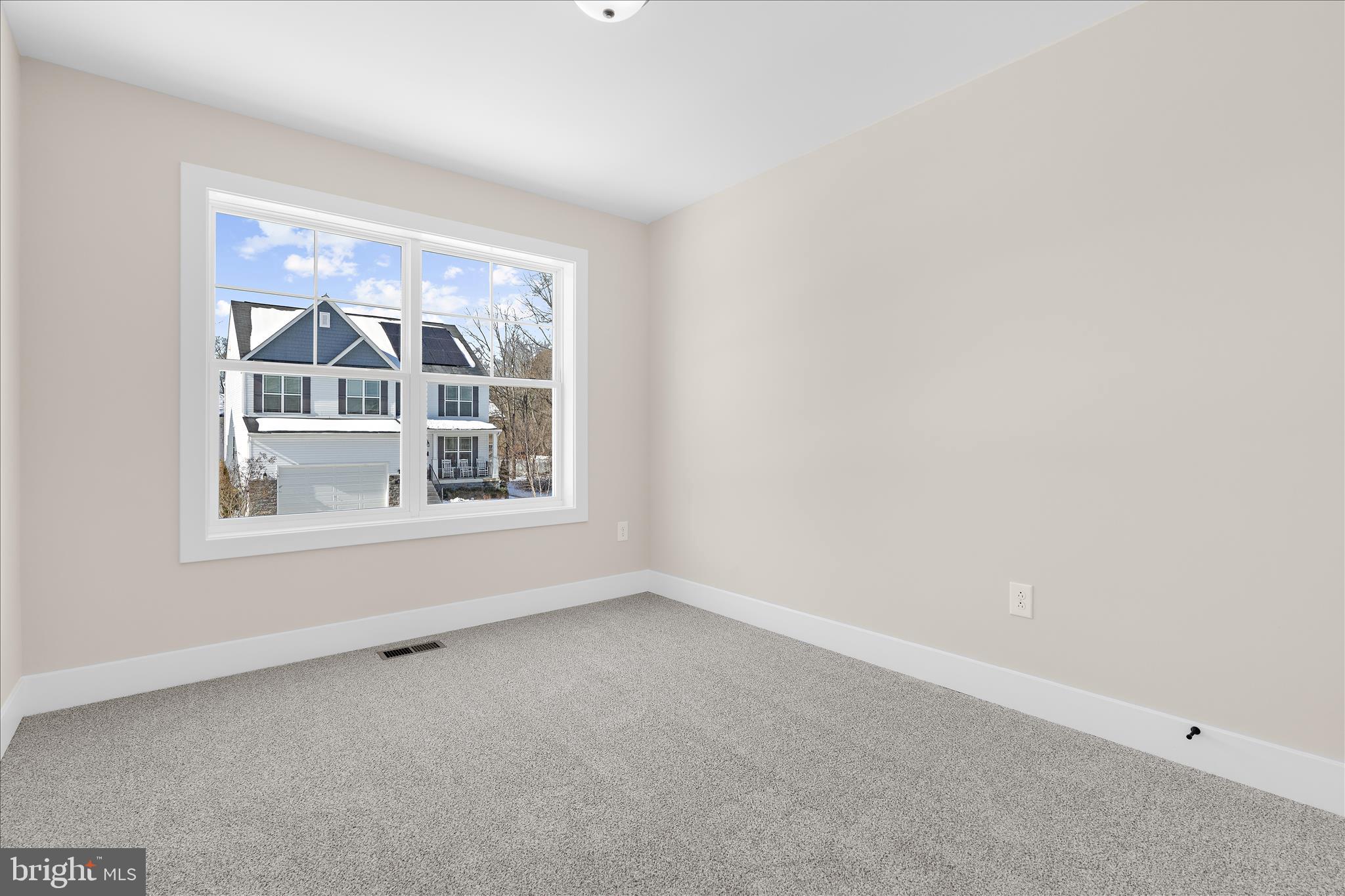 GRANDE VIEW PARK - Residential