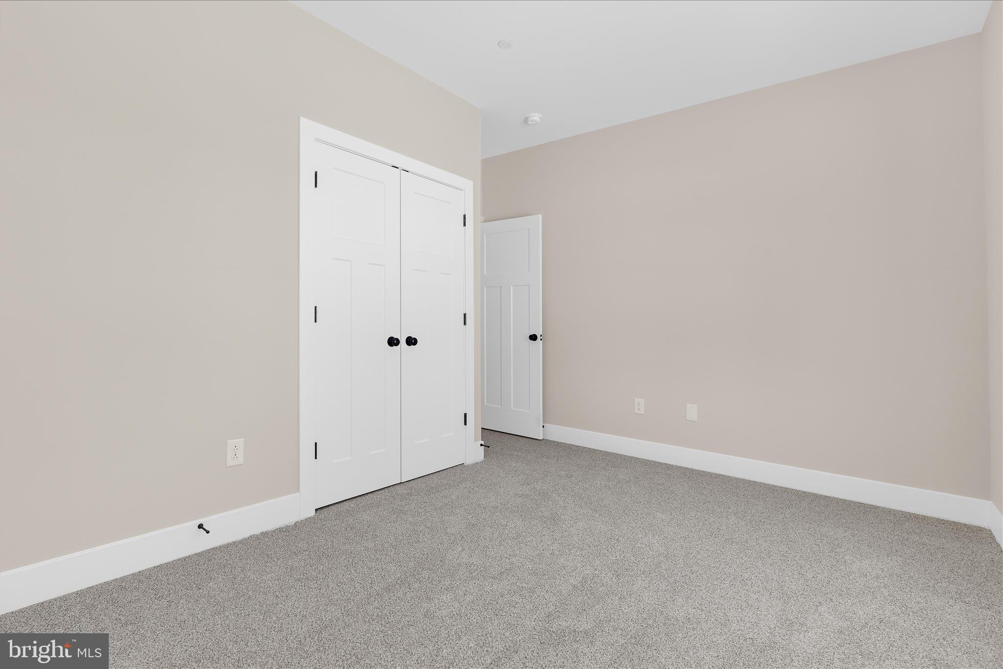 GRANDE VIEW PARK - Residential