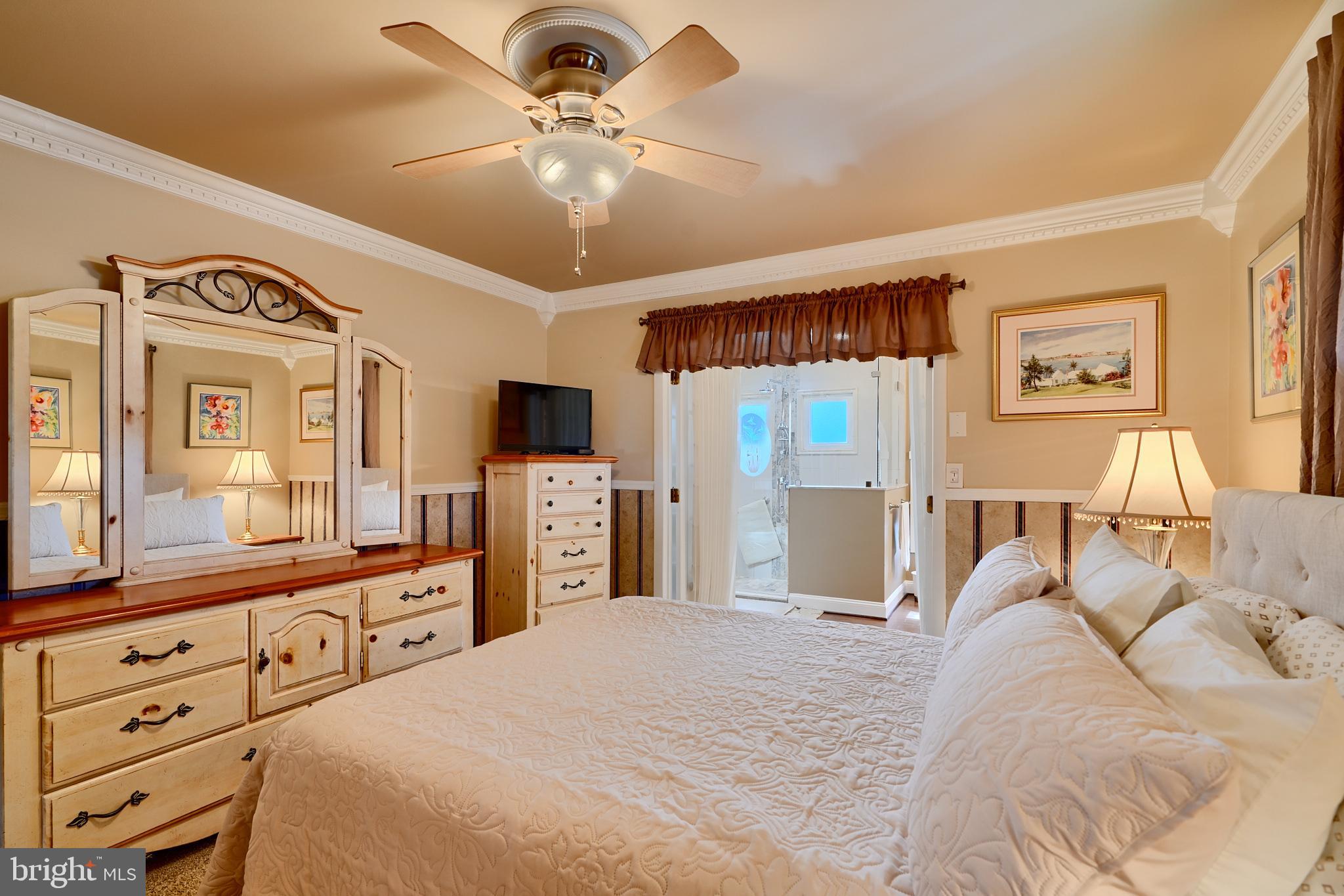 SILVERGATE VILLAGE - Residential