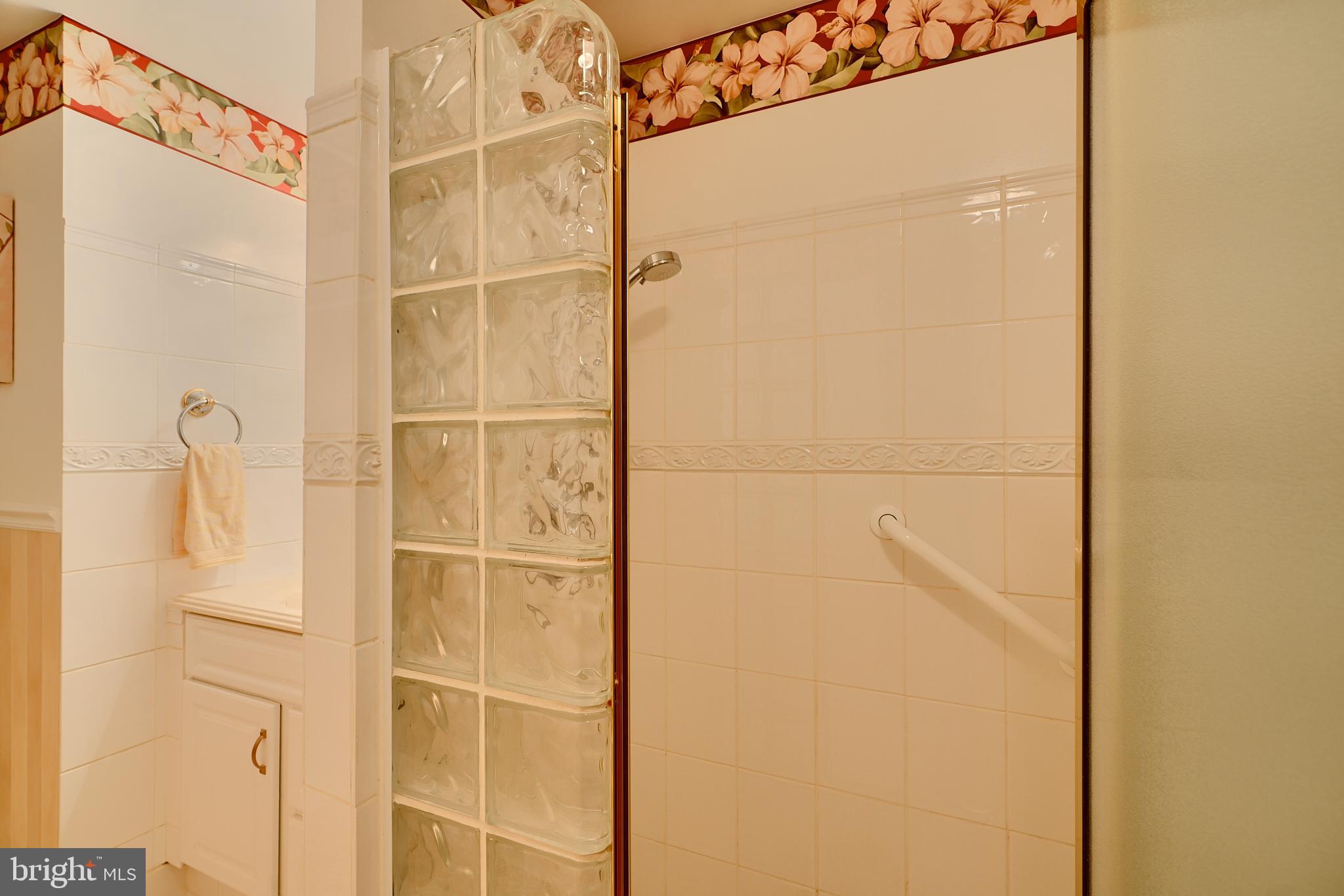 SILVERGATE VILLAGE - Residential