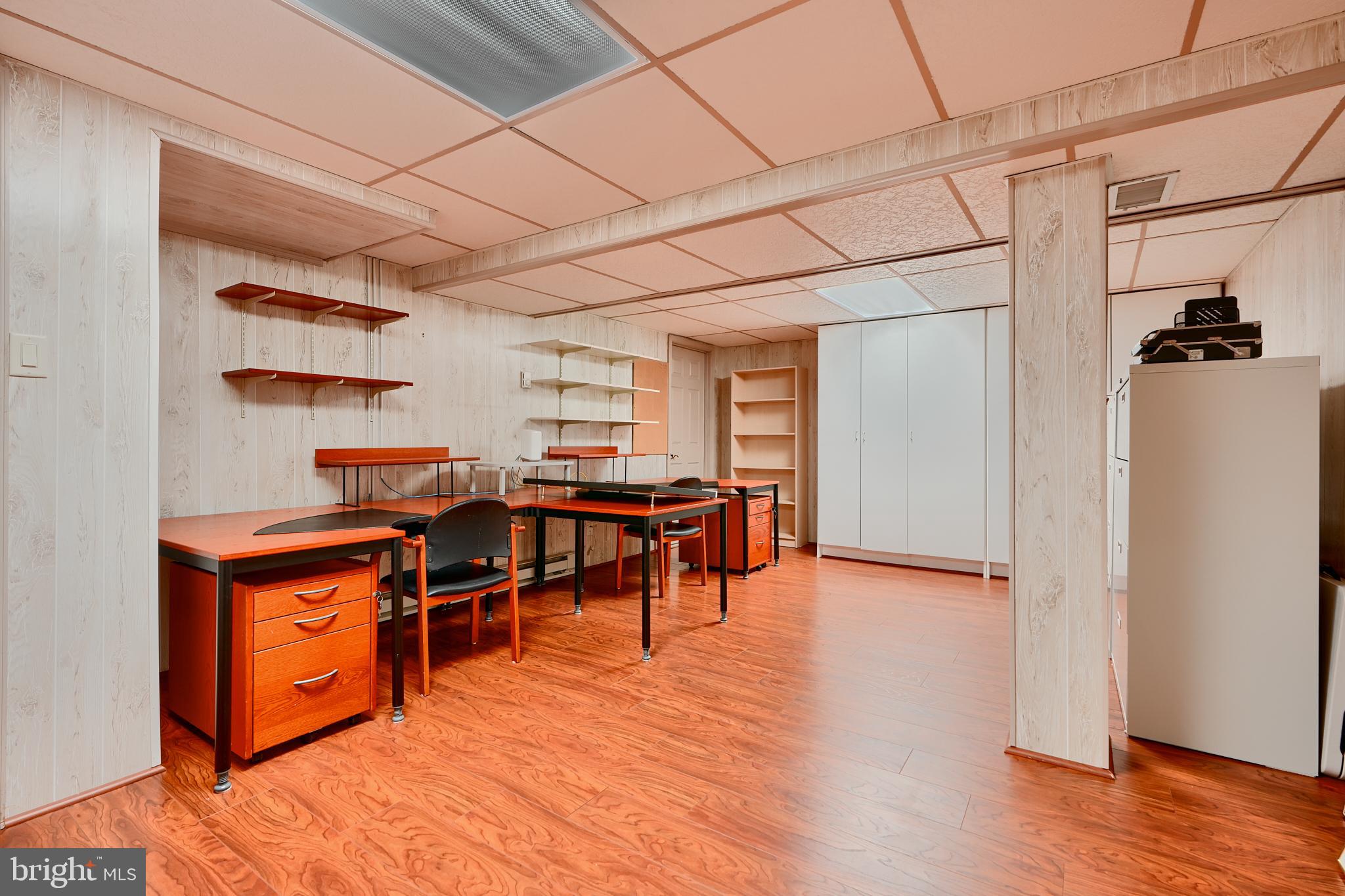 SILVERGATE VILLAGE - Residential