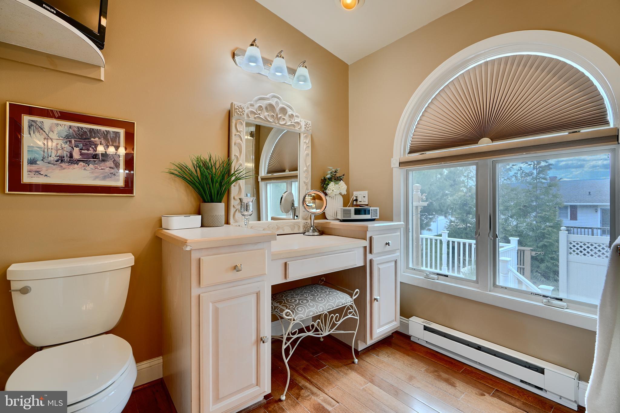 SILVERGATE VILLAGE - Residential